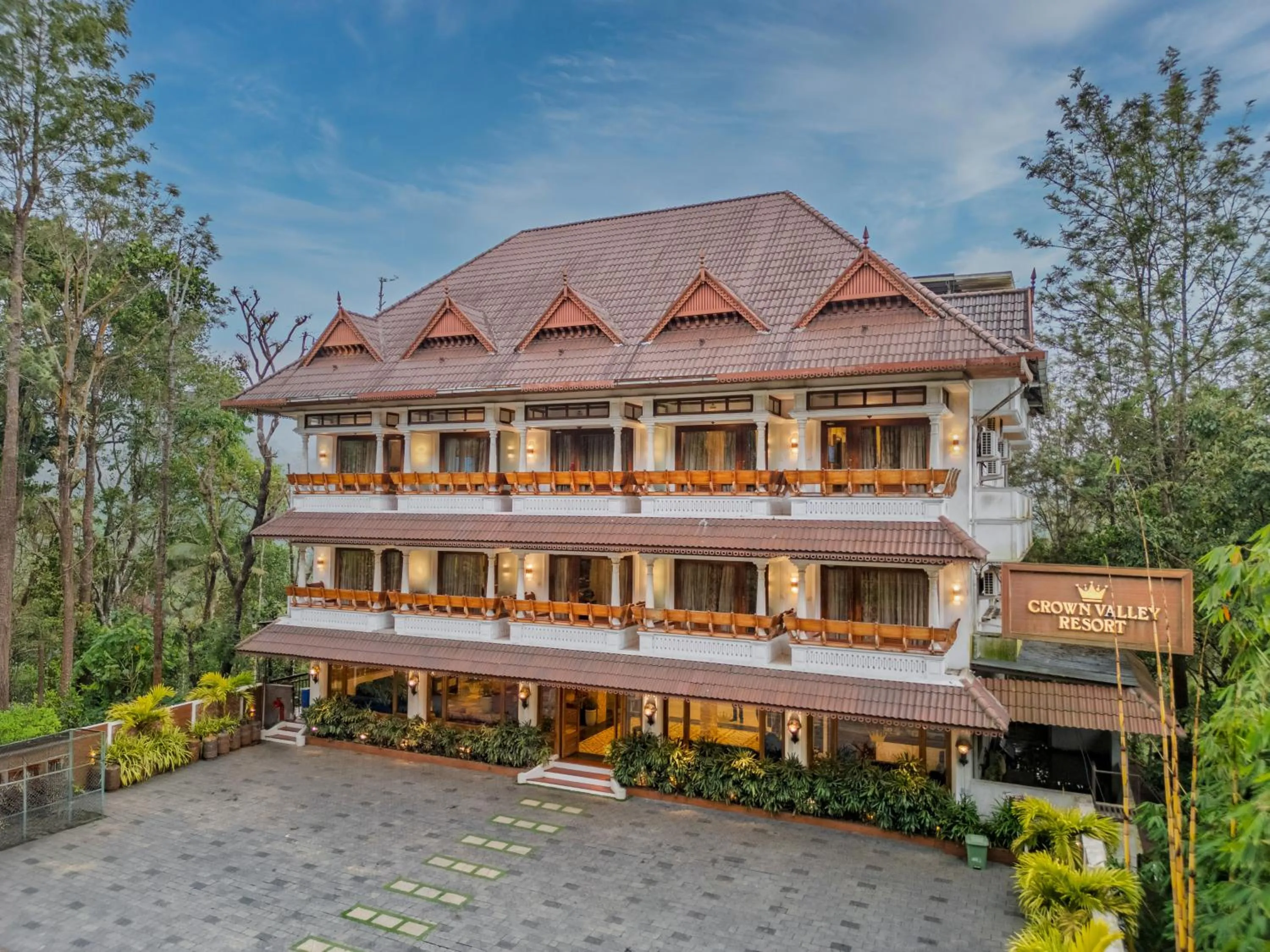 Crown Valley Thekkady