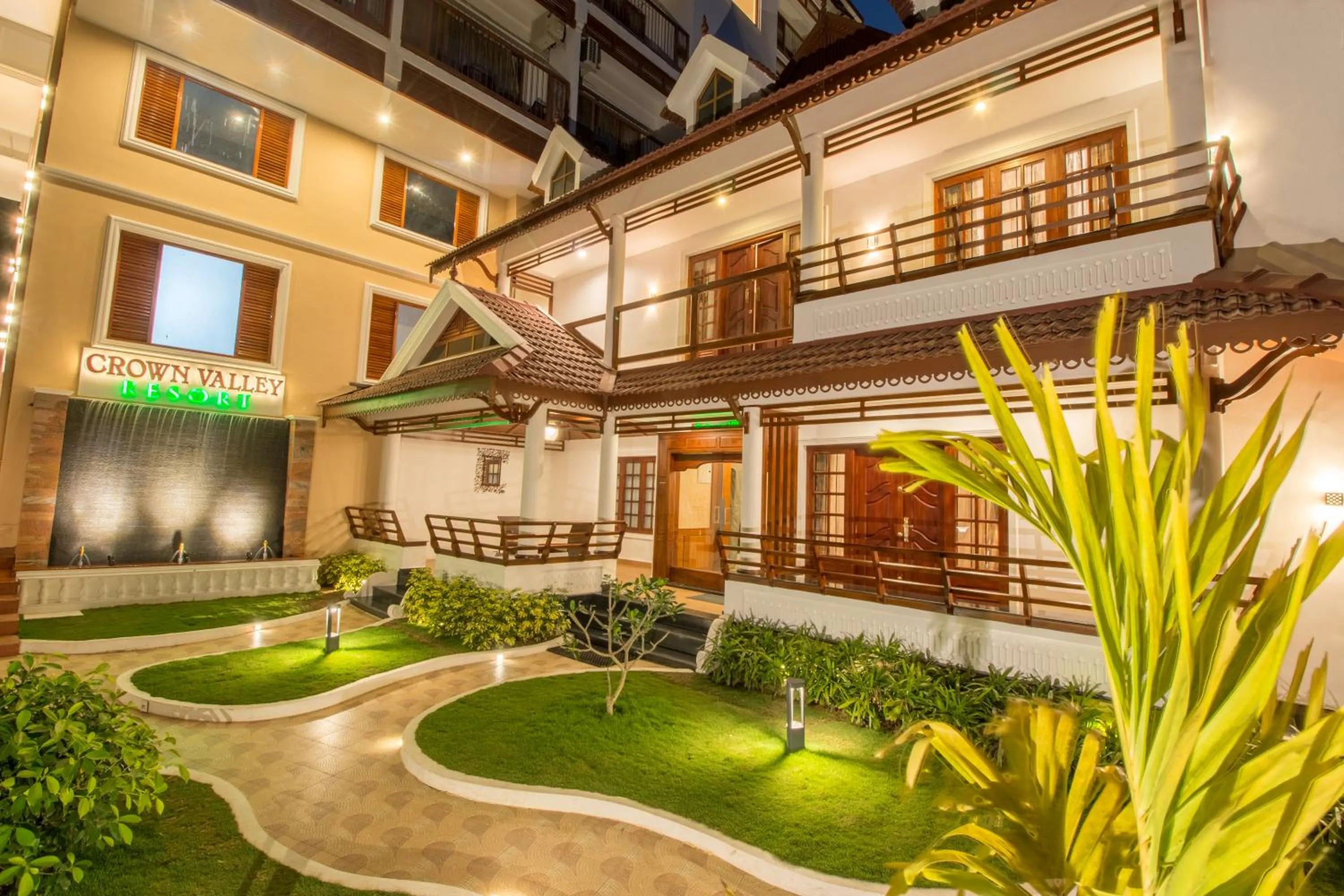 Facade/entrance in Crown Valley Thekkady