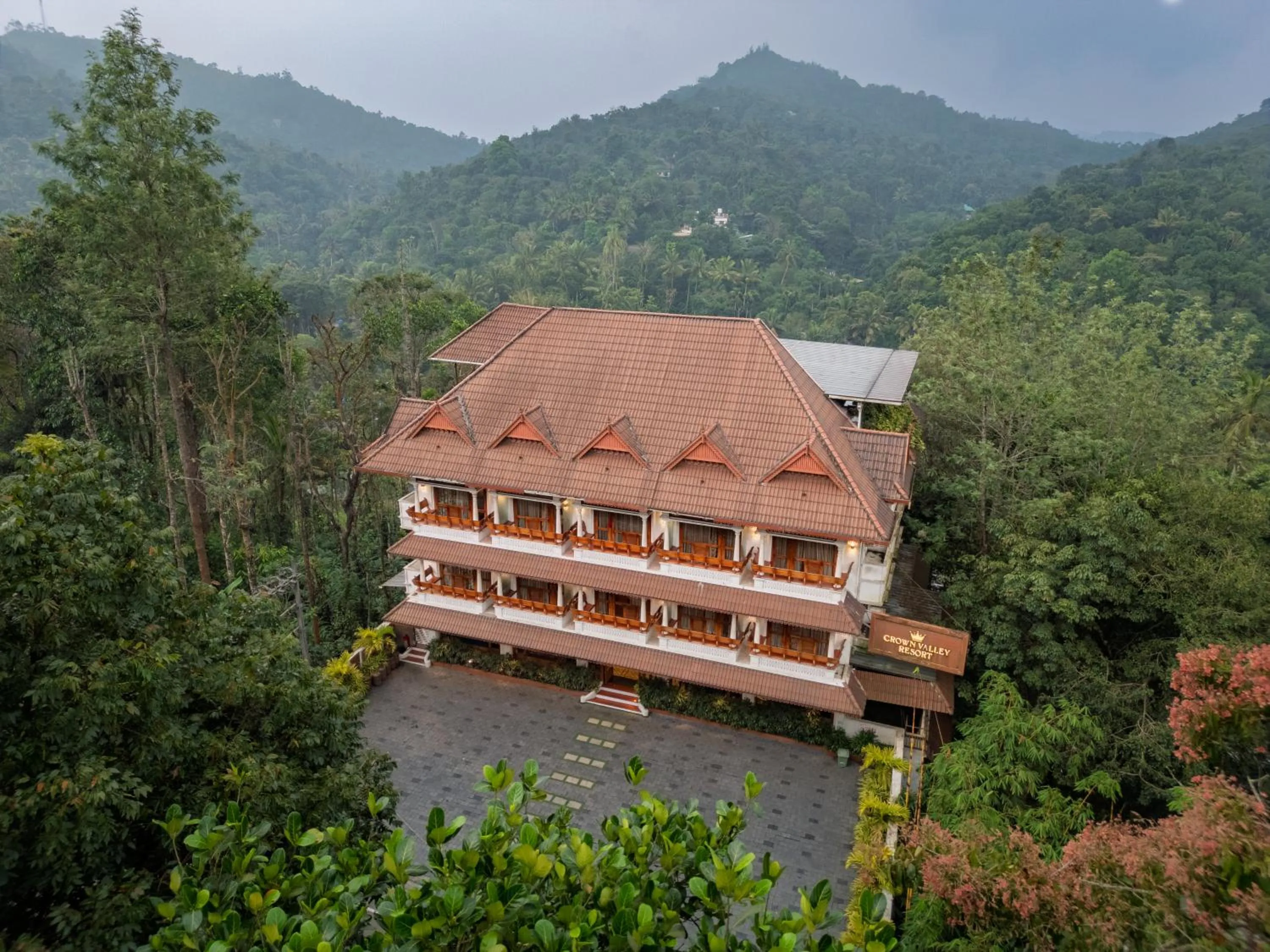 Crown Valley Thekkady