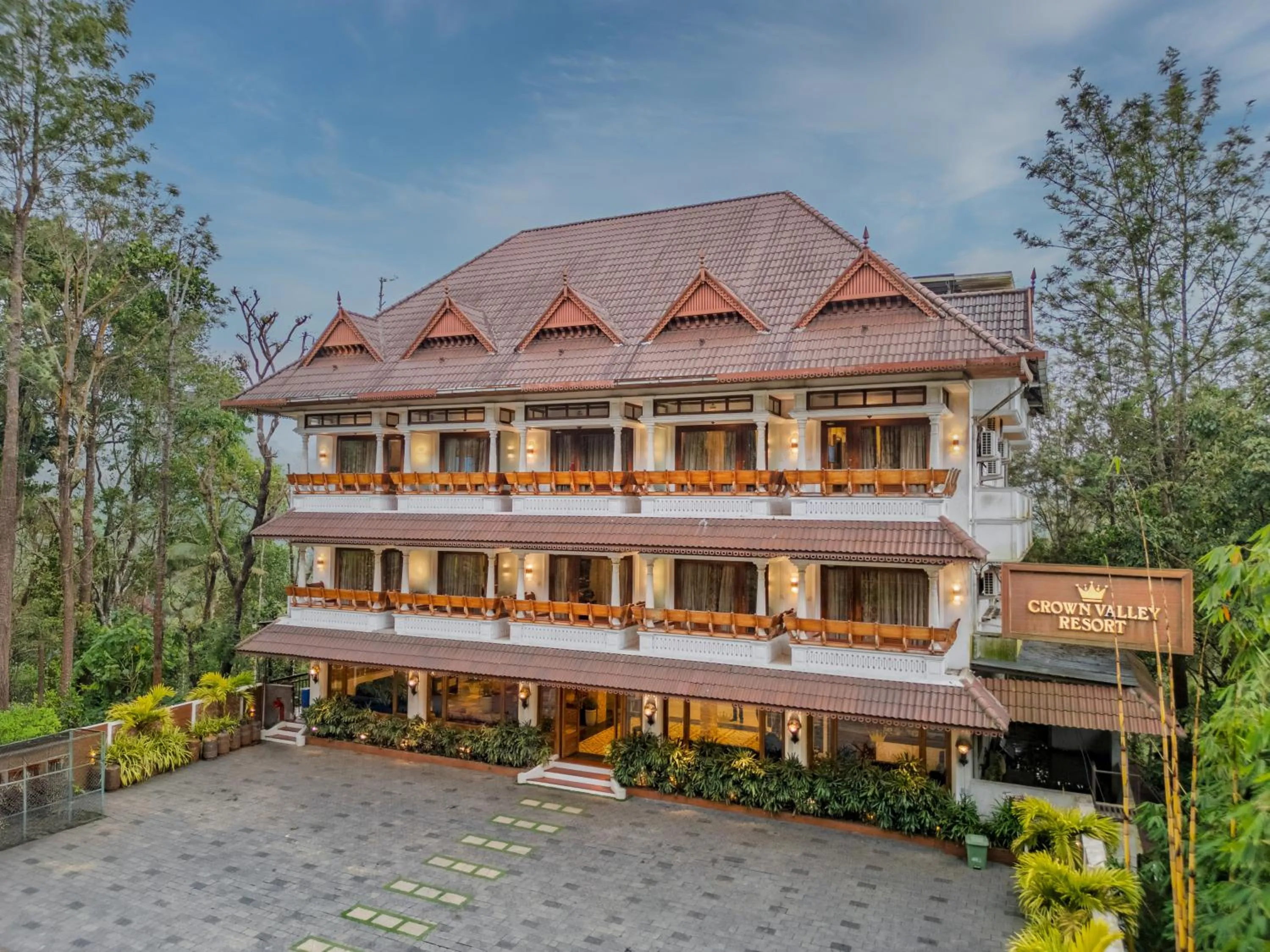 Crown Valley Thekkady