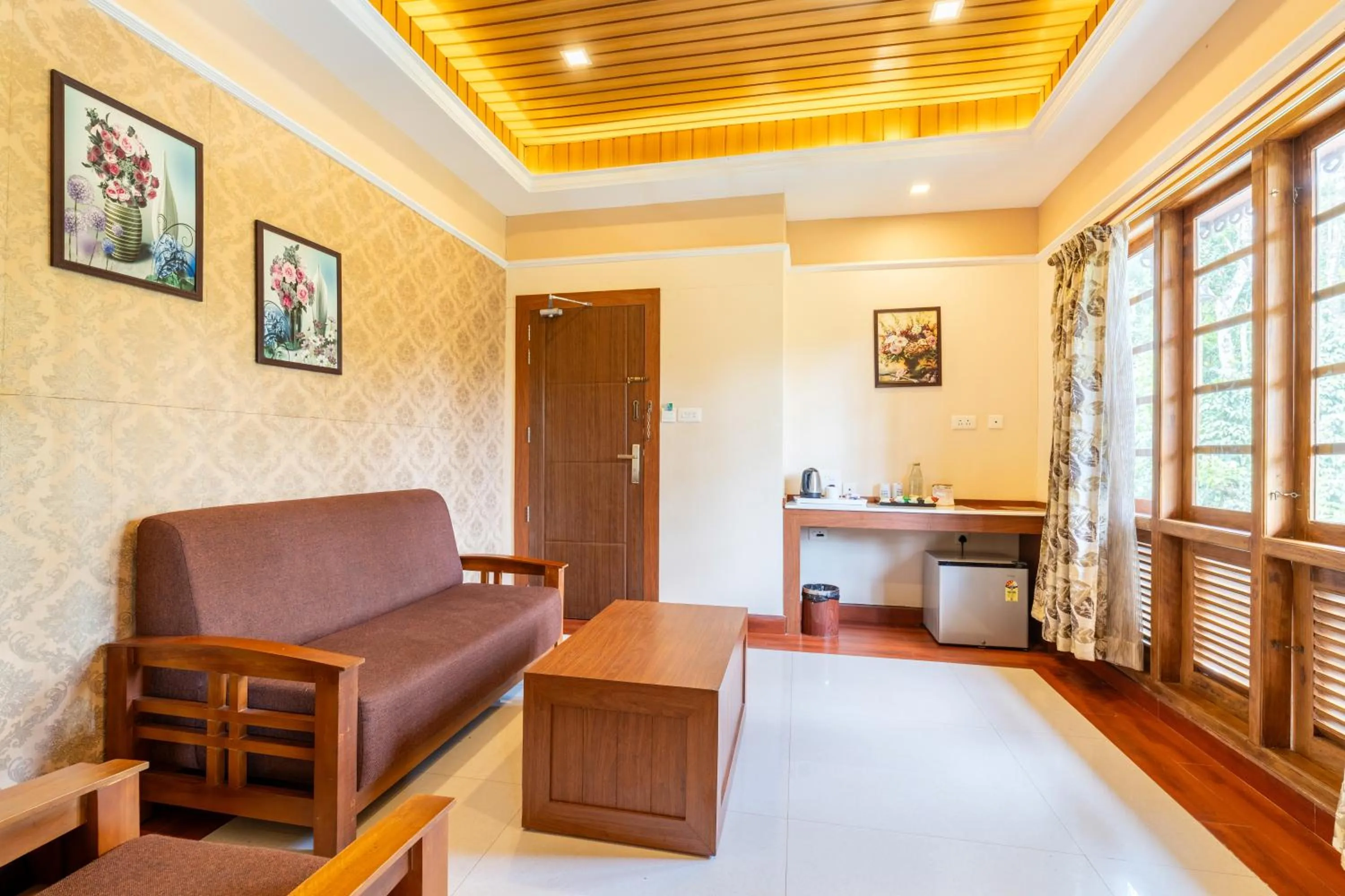 Crown Valley Thekkady