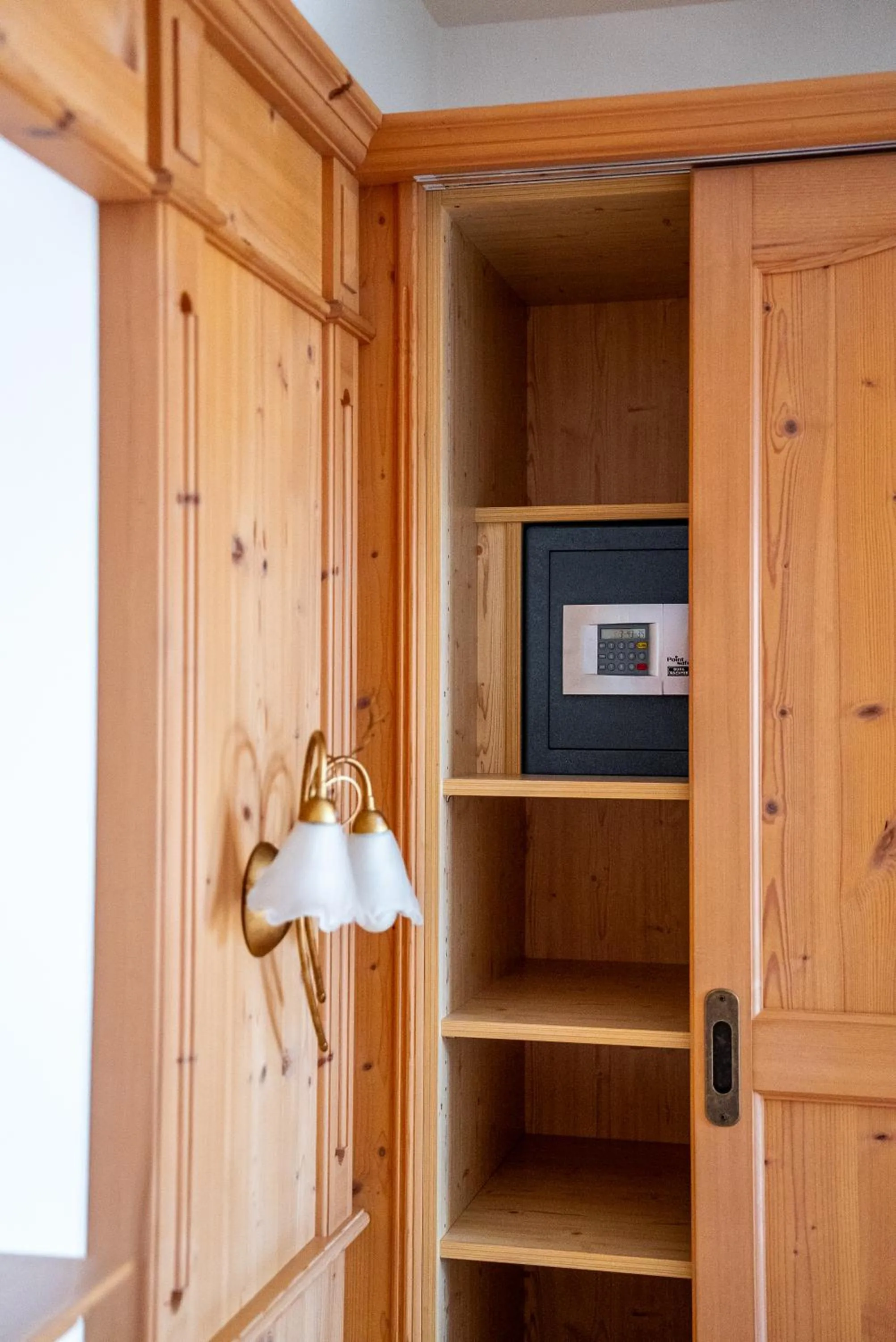 wardrobe in Chalet Campiglio Imperiale
