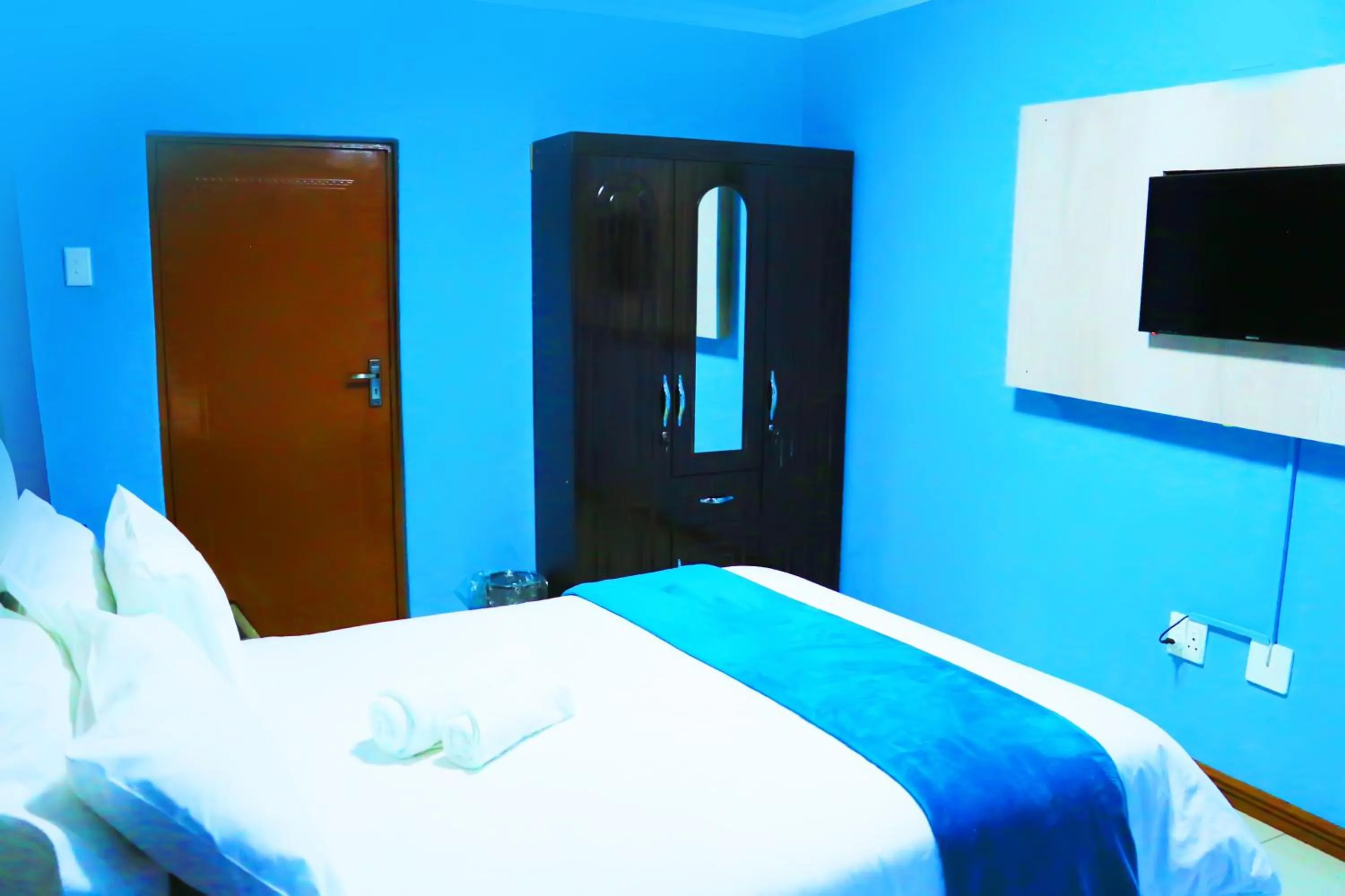 Bed in Angel Guest House