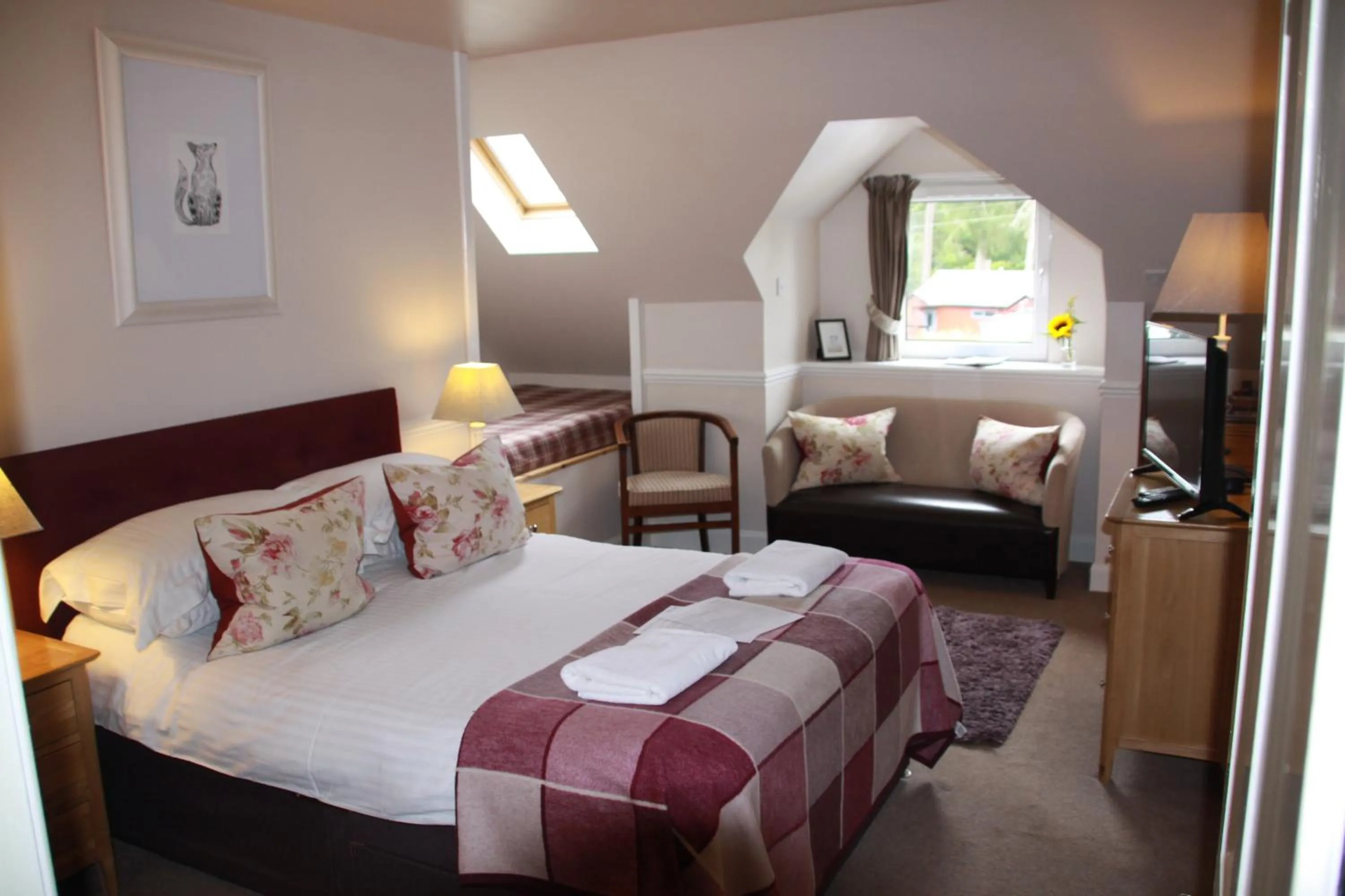 Bedroom, Bed in The Inn on the Tay