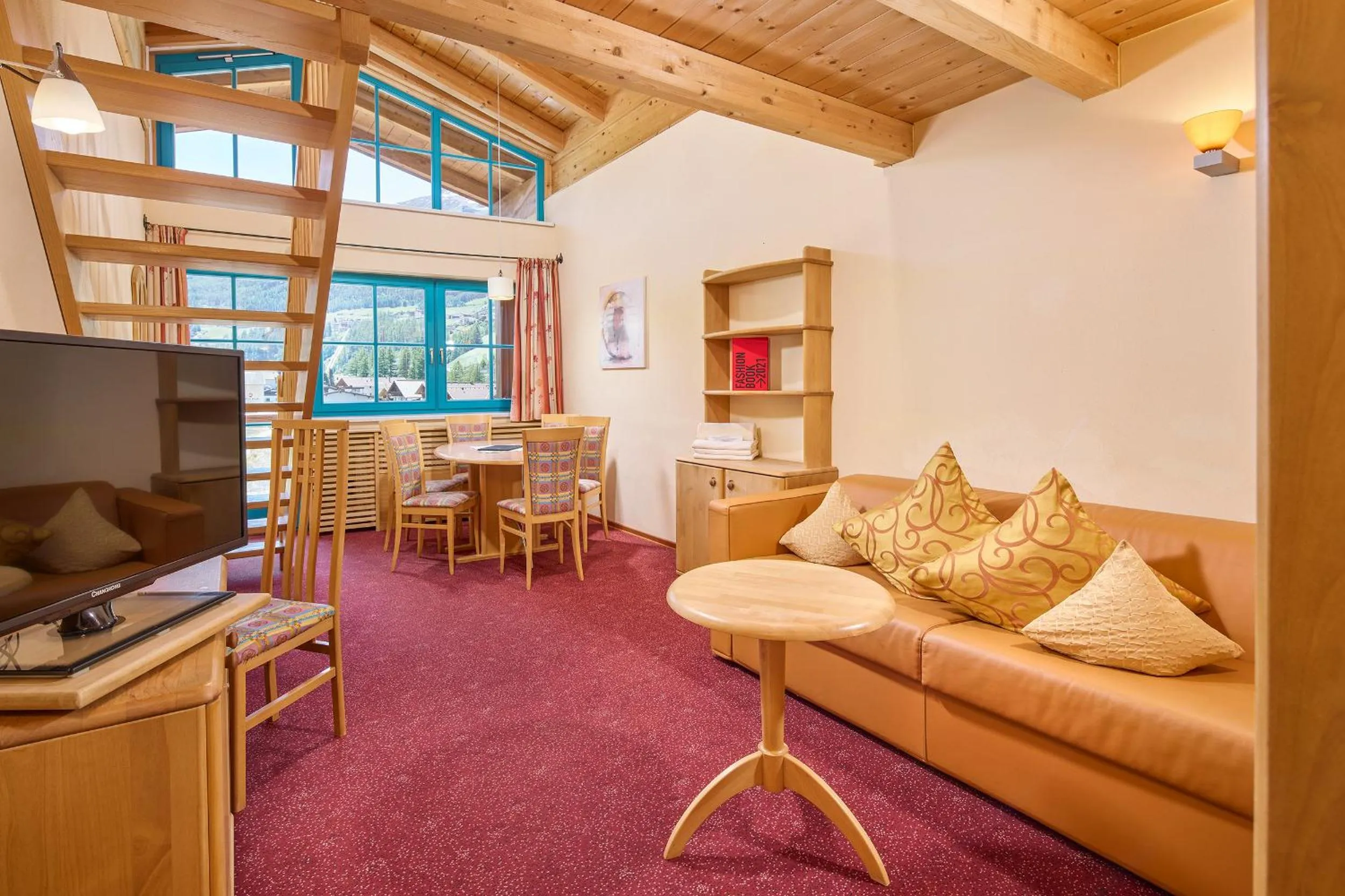 Photo of the whole room in Hotel Sunny Sölden