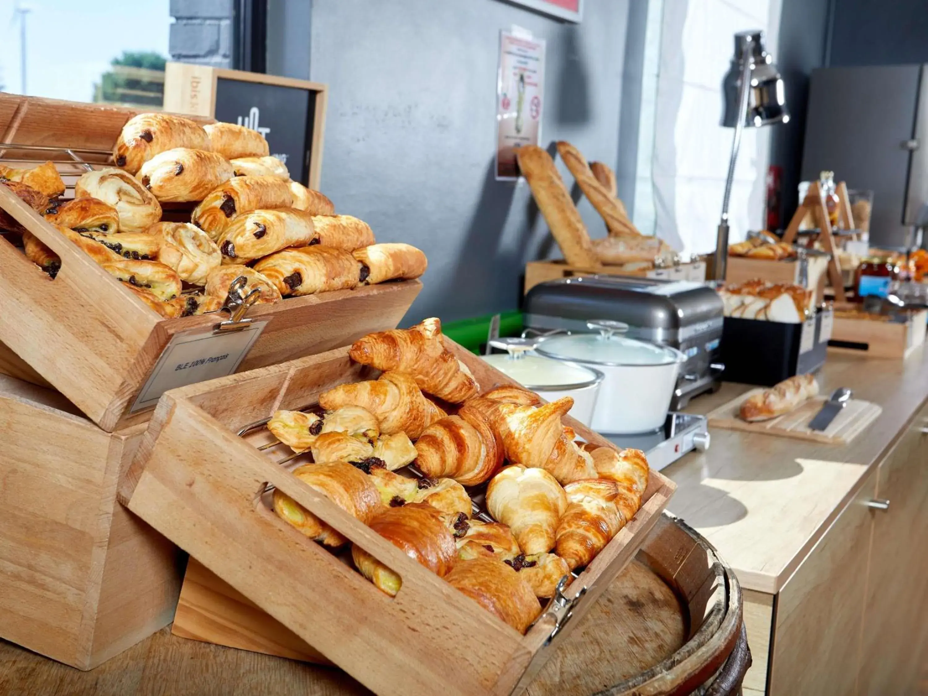 Breakfast in ibis Auxerre Sud Breakfast in ibis Auxerre Sud