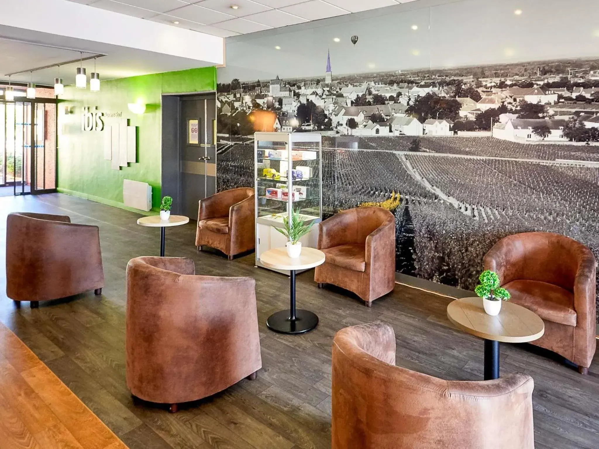 Property building in ibis Auxerre Sud Property building in ibis Auxerre Sud