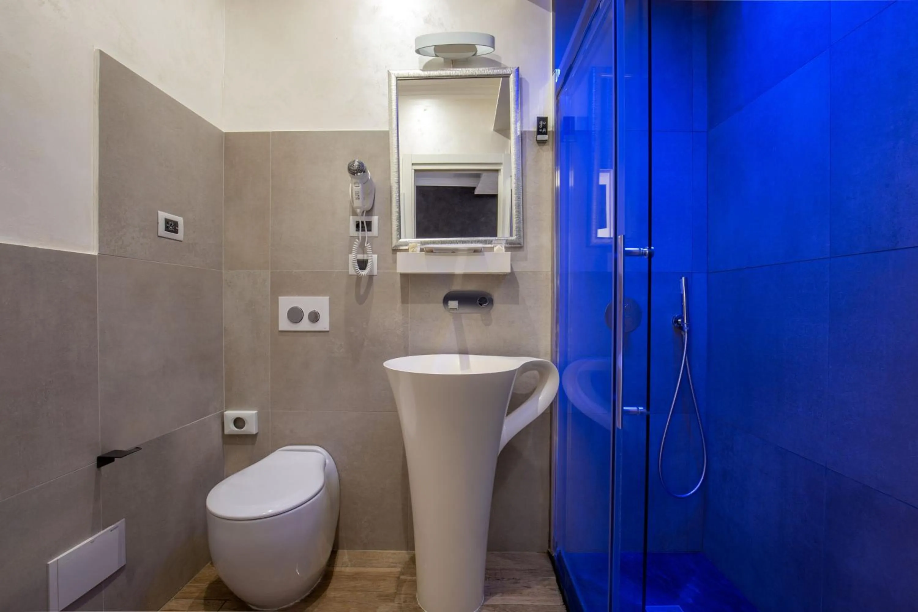 Toilet in I Fiumi Di Navona