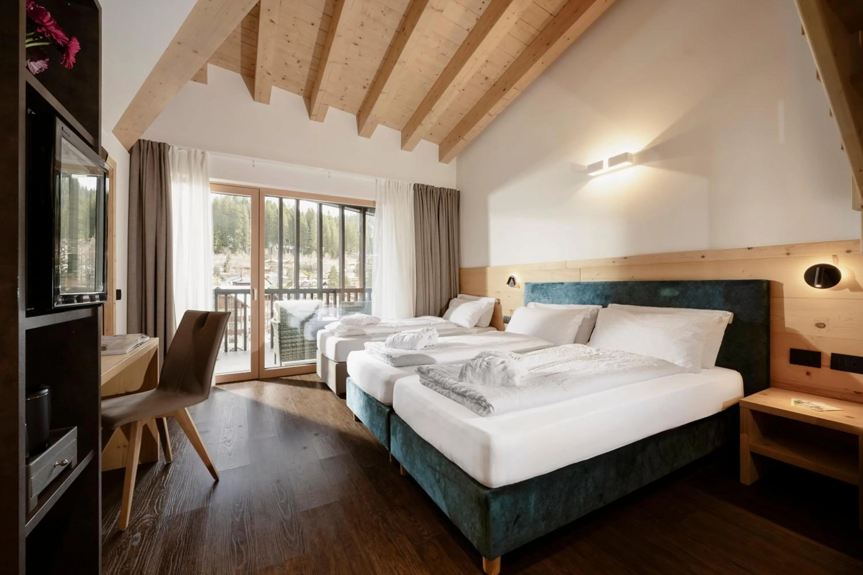 Bed in Alpen Hotel Vidi