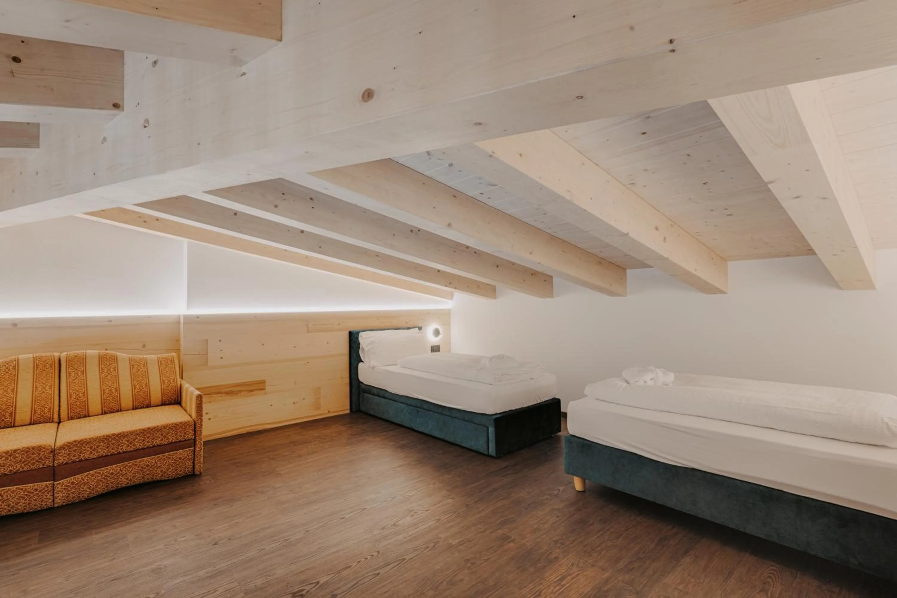 Bed in Alpen Hotel Vidi