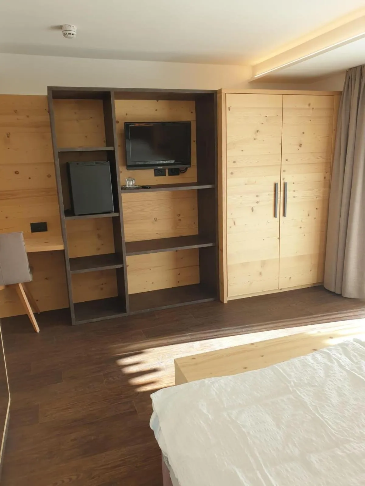 Bed in Alpen Hotel Vidi