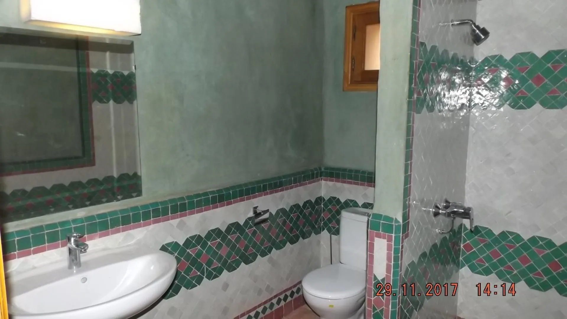 Shower in Riad jasmins & Spa