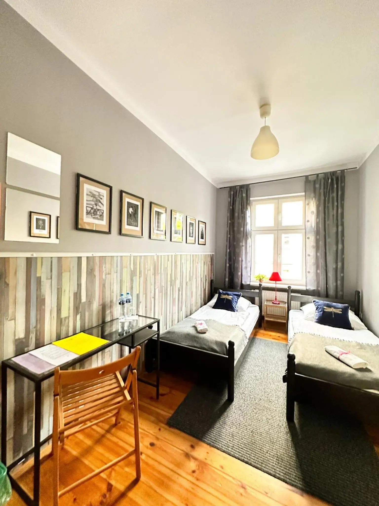 Twin Room with Shared Bathroom in Explorer B&B Old Town Rooms & Apartment #don't be a tourist, be an Explorer! Twin Room with Shared Bathroom in Explorer B&B Old Town Rooms & Apartment #don't be a tourist, be an Explorer!