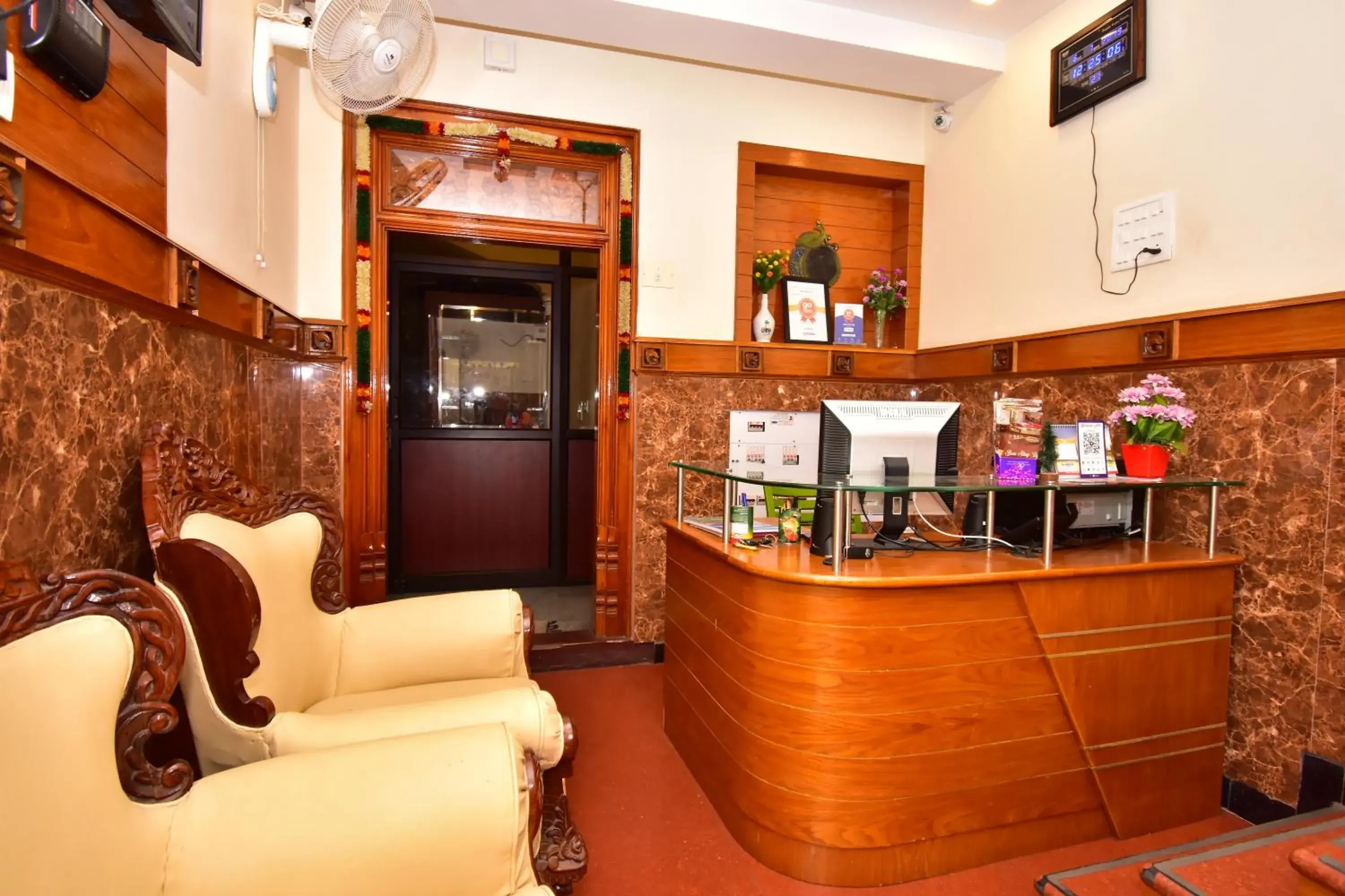 Lobby or reception in Bon Stay Inn Lobby or reception in Bon Stay Inn