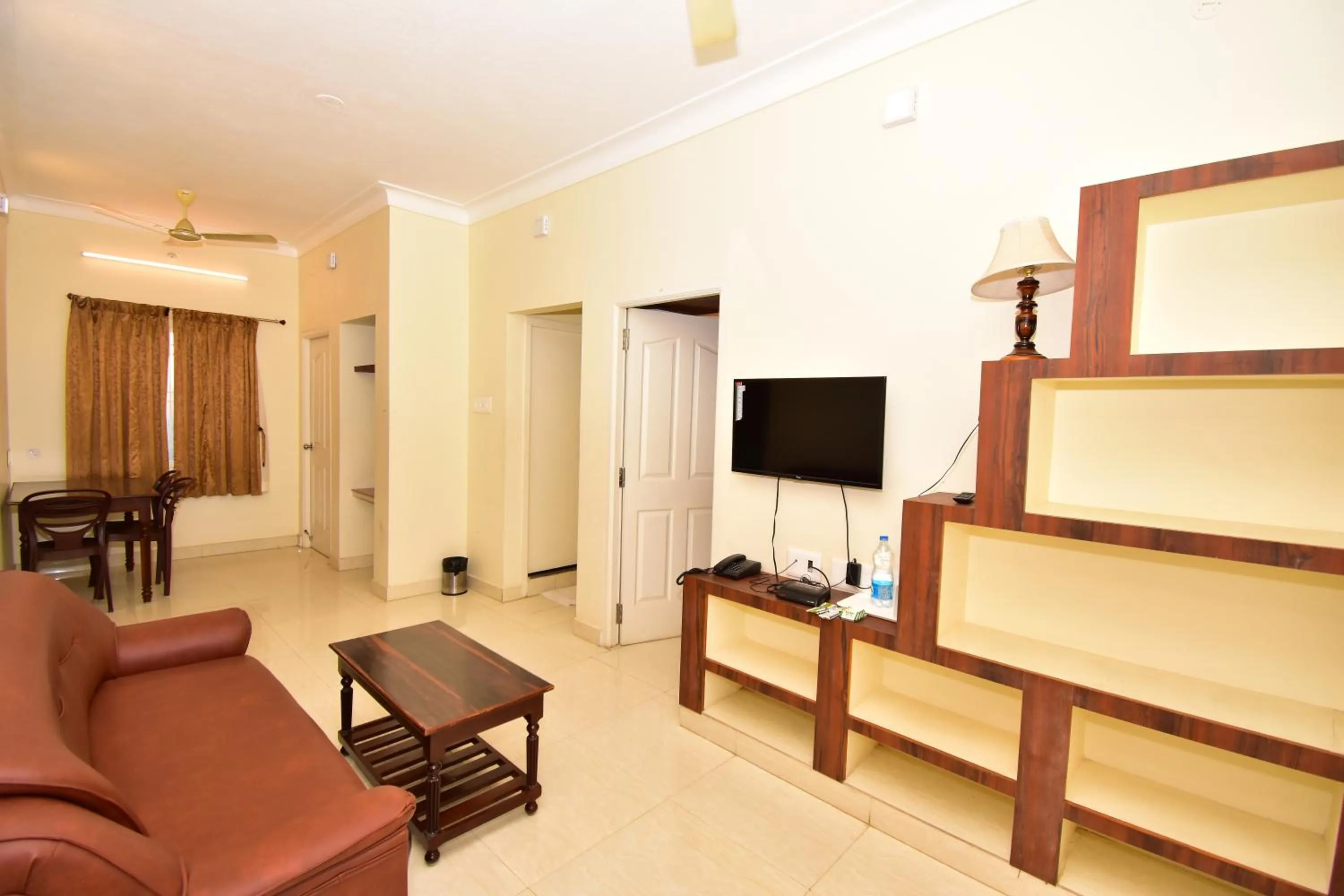 TV and multimedia in Bon Stay Inn