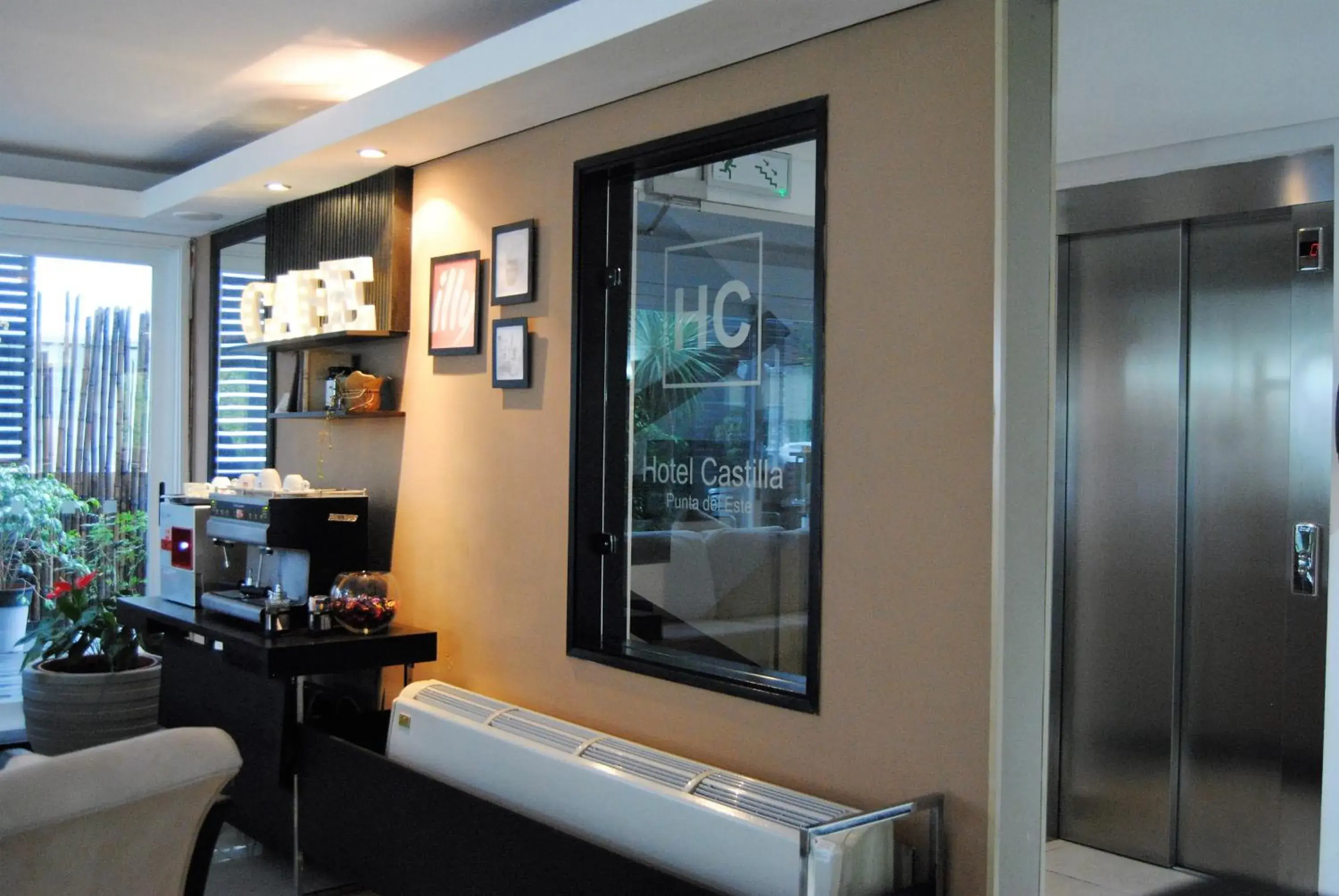 Property building in Hotel Castilla Property building in Hotel Castilla