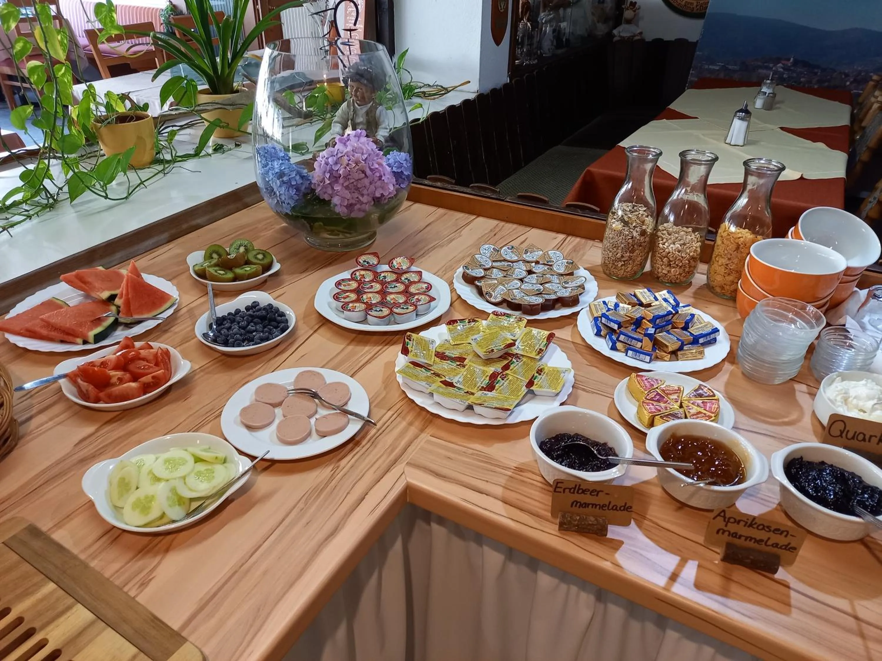 Breakfast in Lallinger Hof