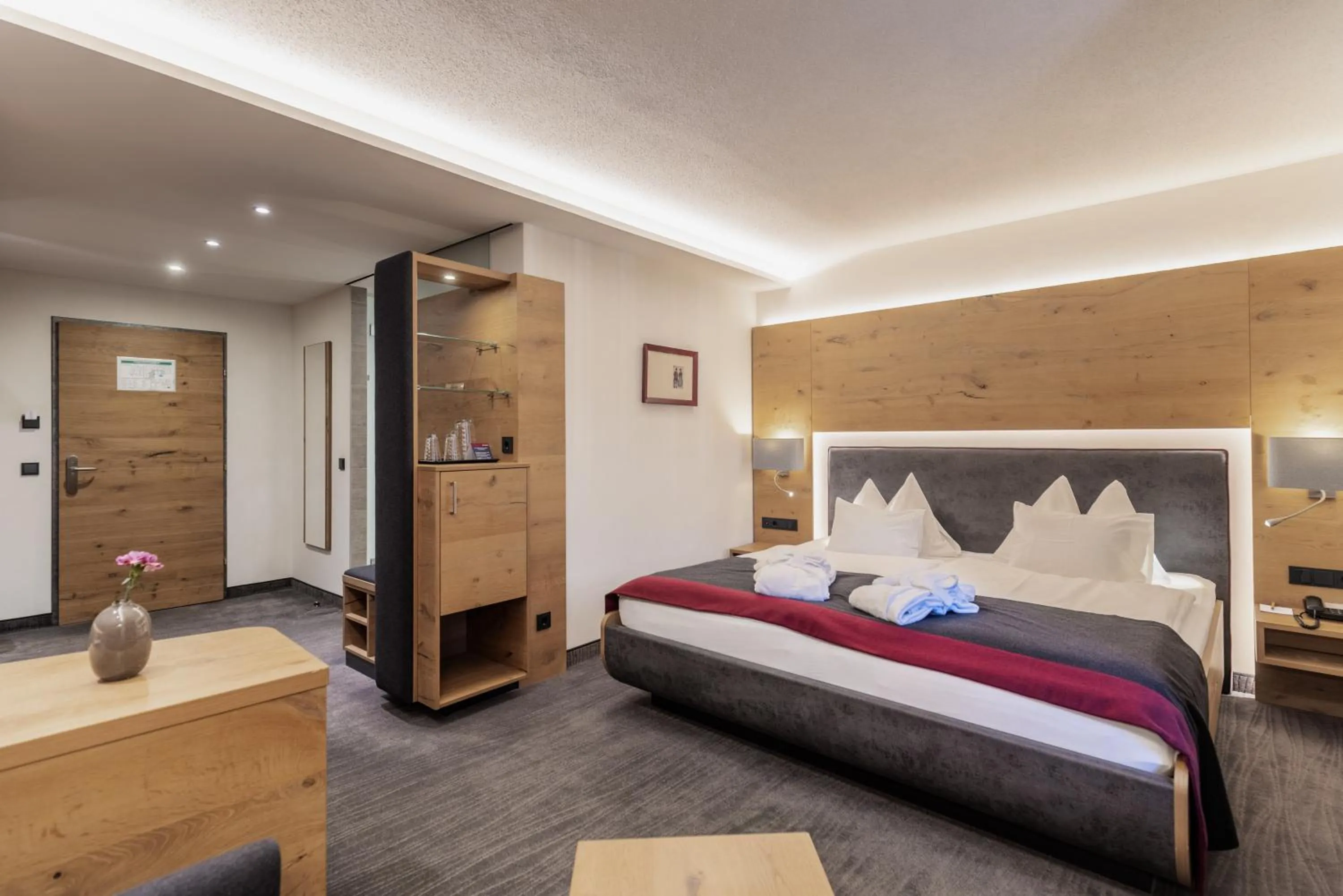 Photo of the whole room, Bed in Sporthotel Wagrain