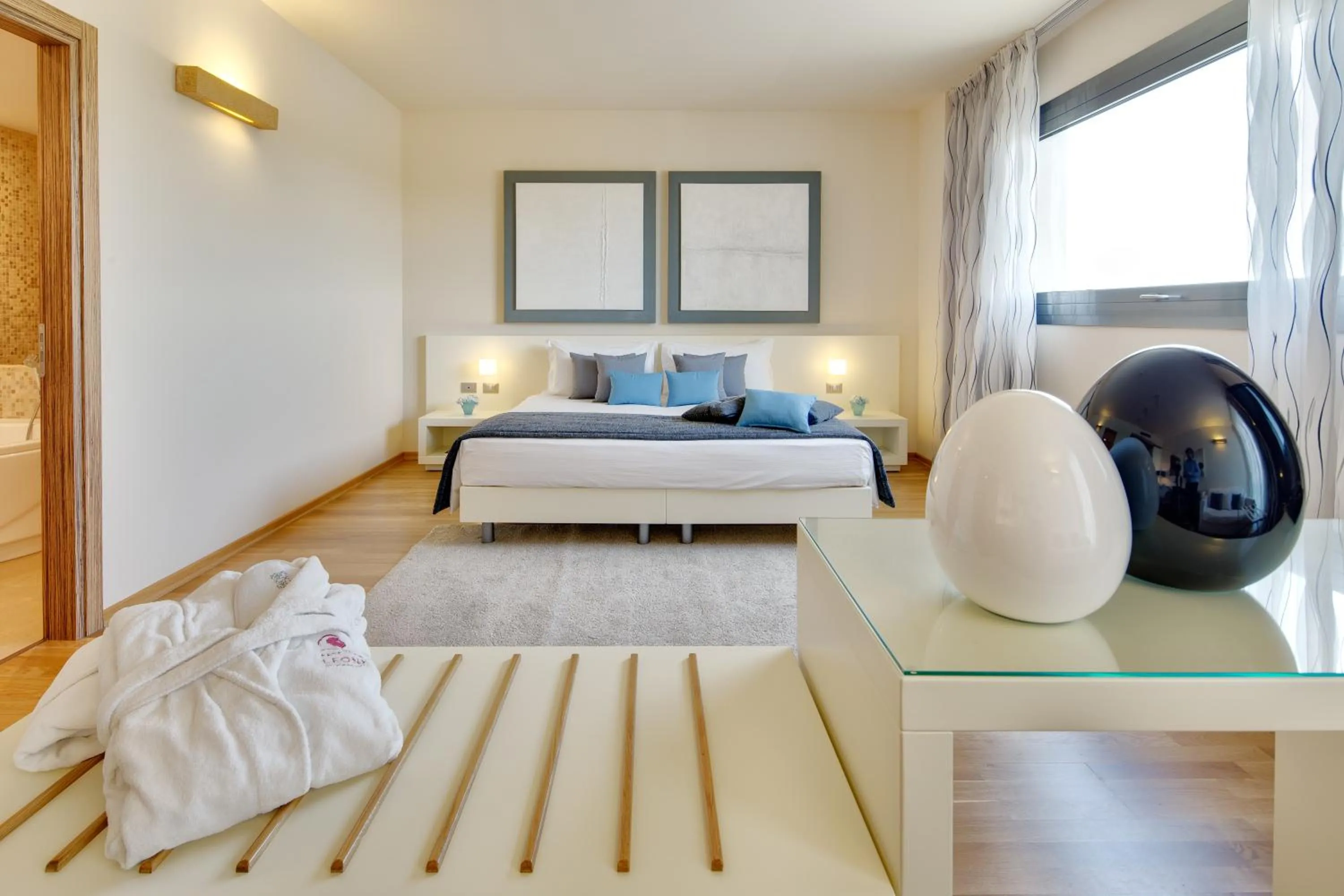 Decorative detail, Bed in Best Western Plus Leone di Messapia Hotel & Conference