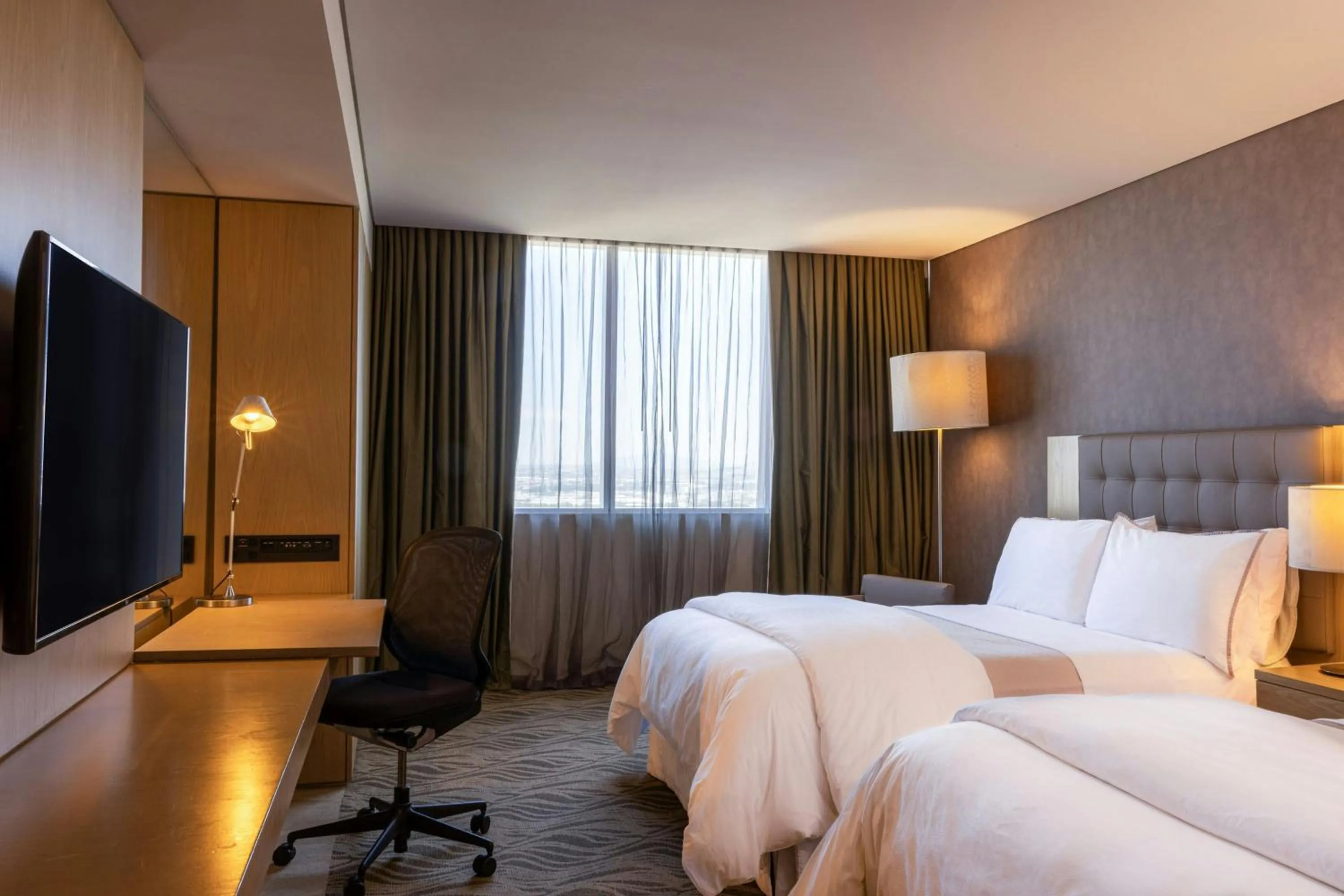 Photo of the whole room, Bed in The Westin Guadalajara