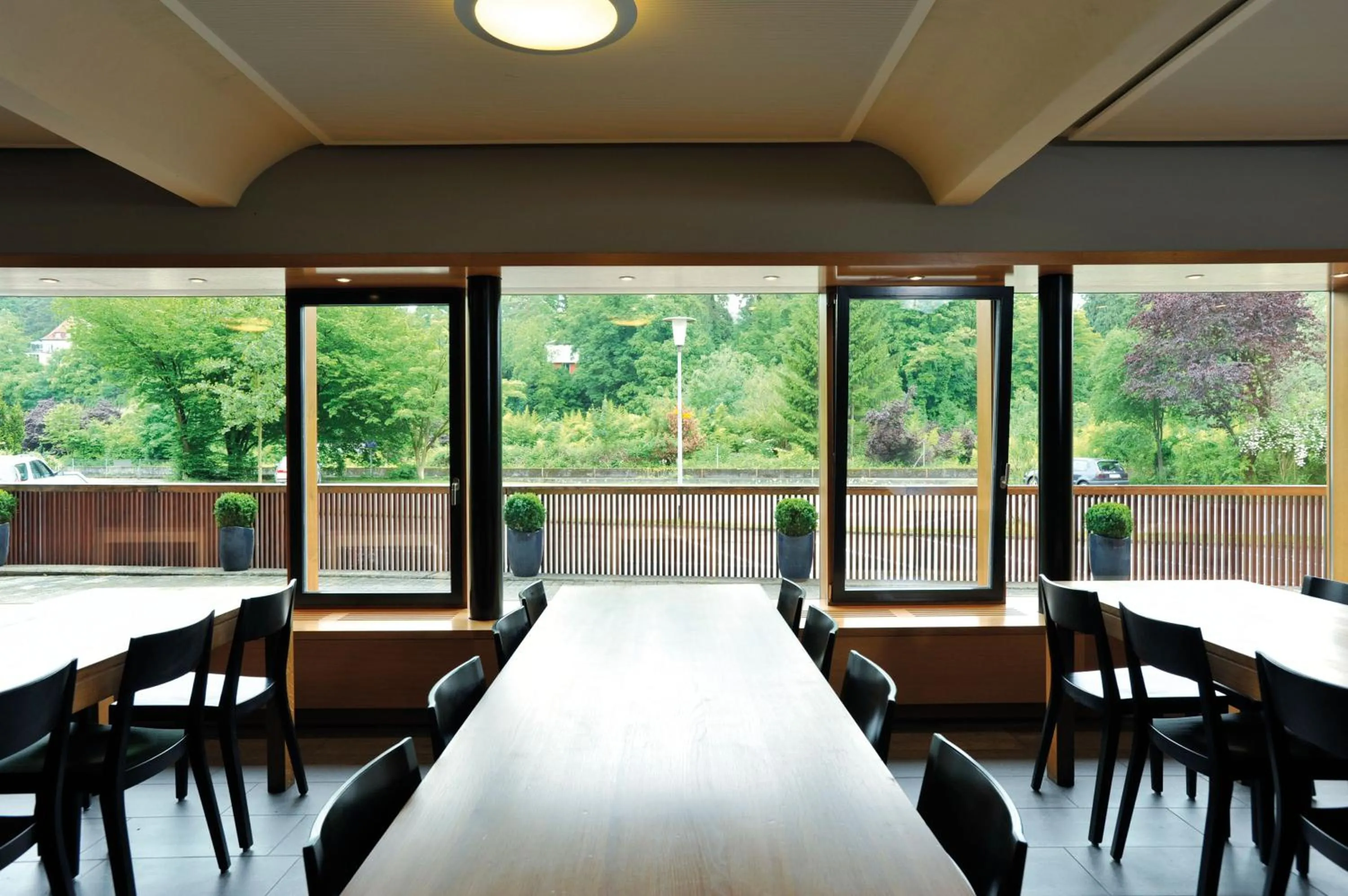 Restaurant/places to eat in Baden Youth Hostel