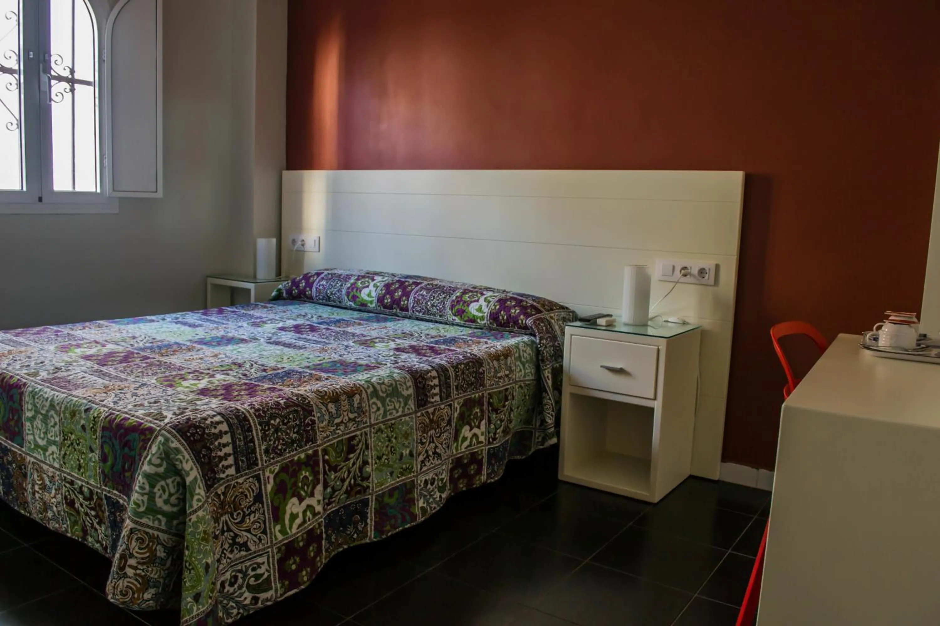 Bed in Hostal San Vicente II