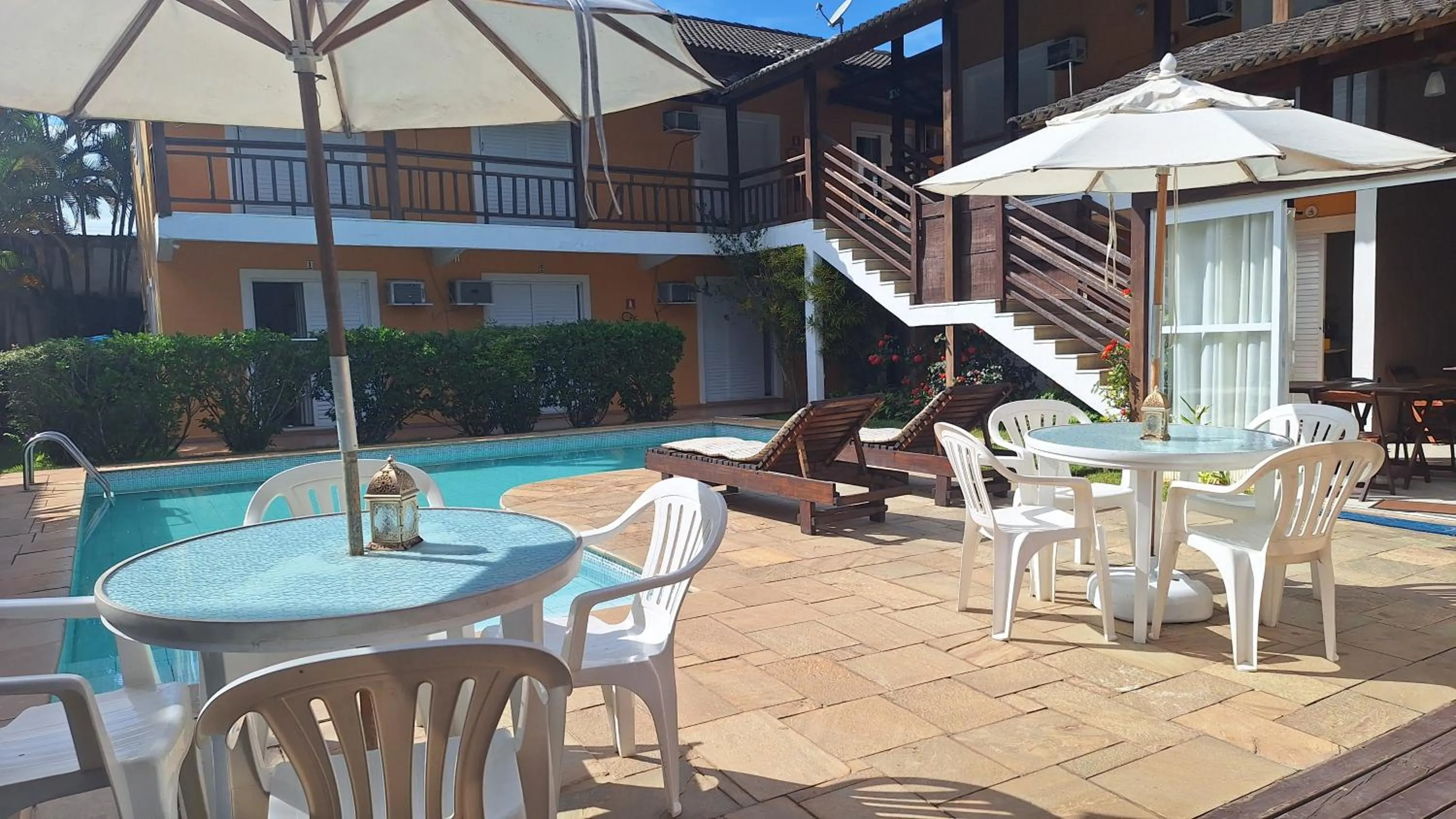 sunbed in Pousada Rosa dos Ventos Juquehy