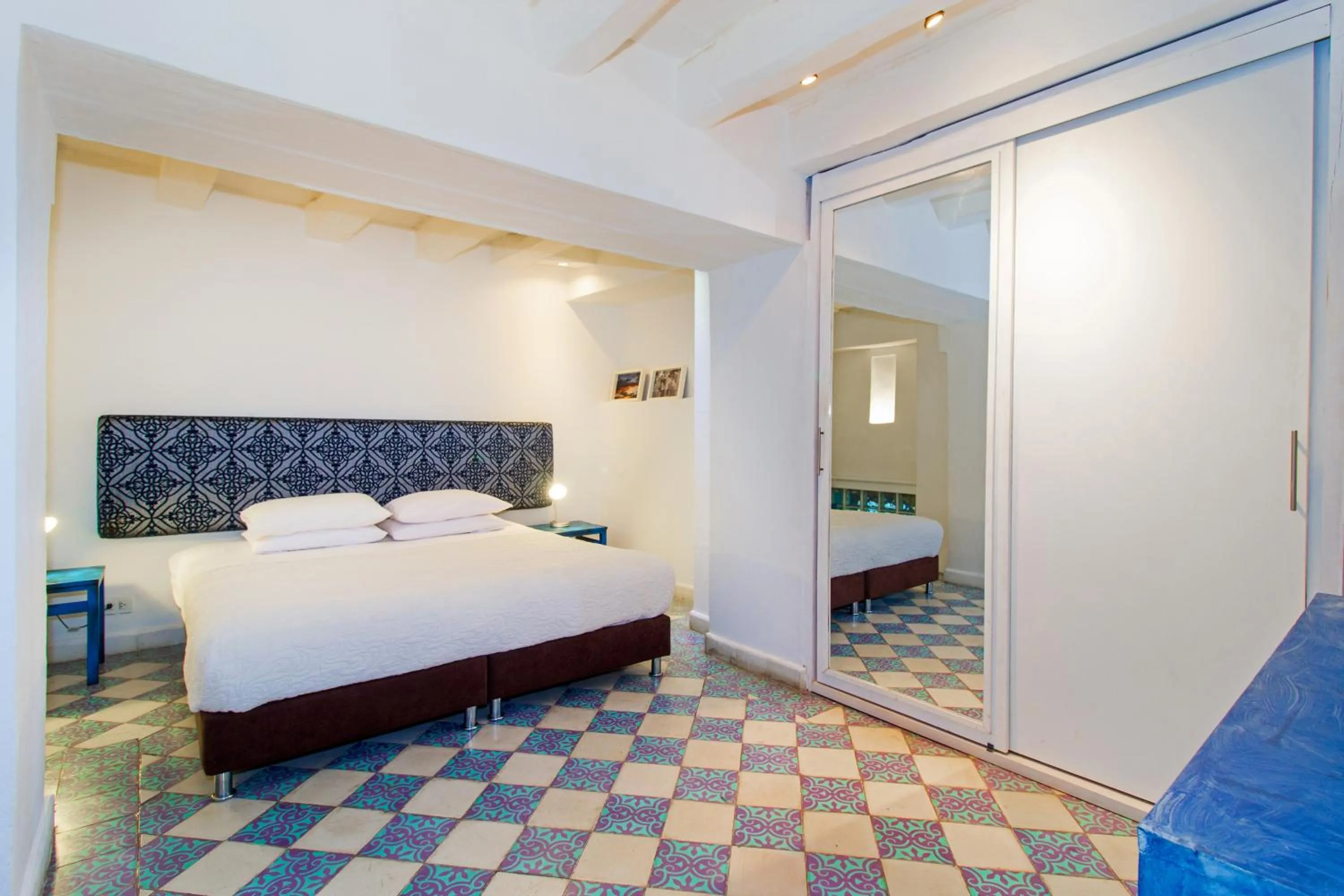 Bed in La Passion by Masaya Collection