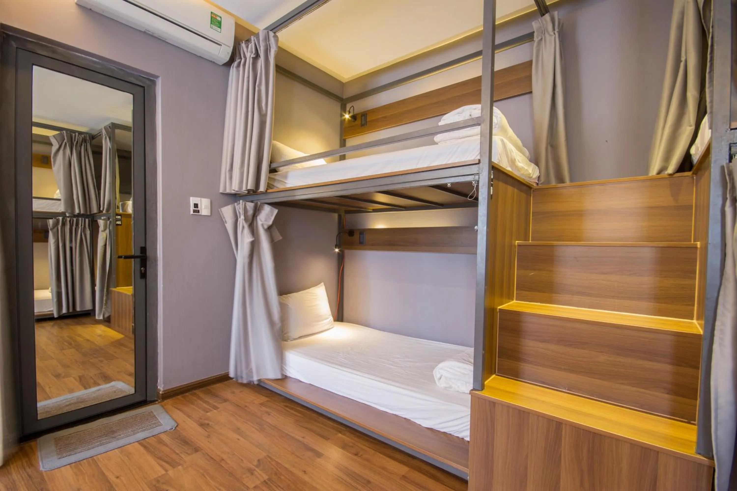 Photo of the whole room, Bed in Light House Hostel