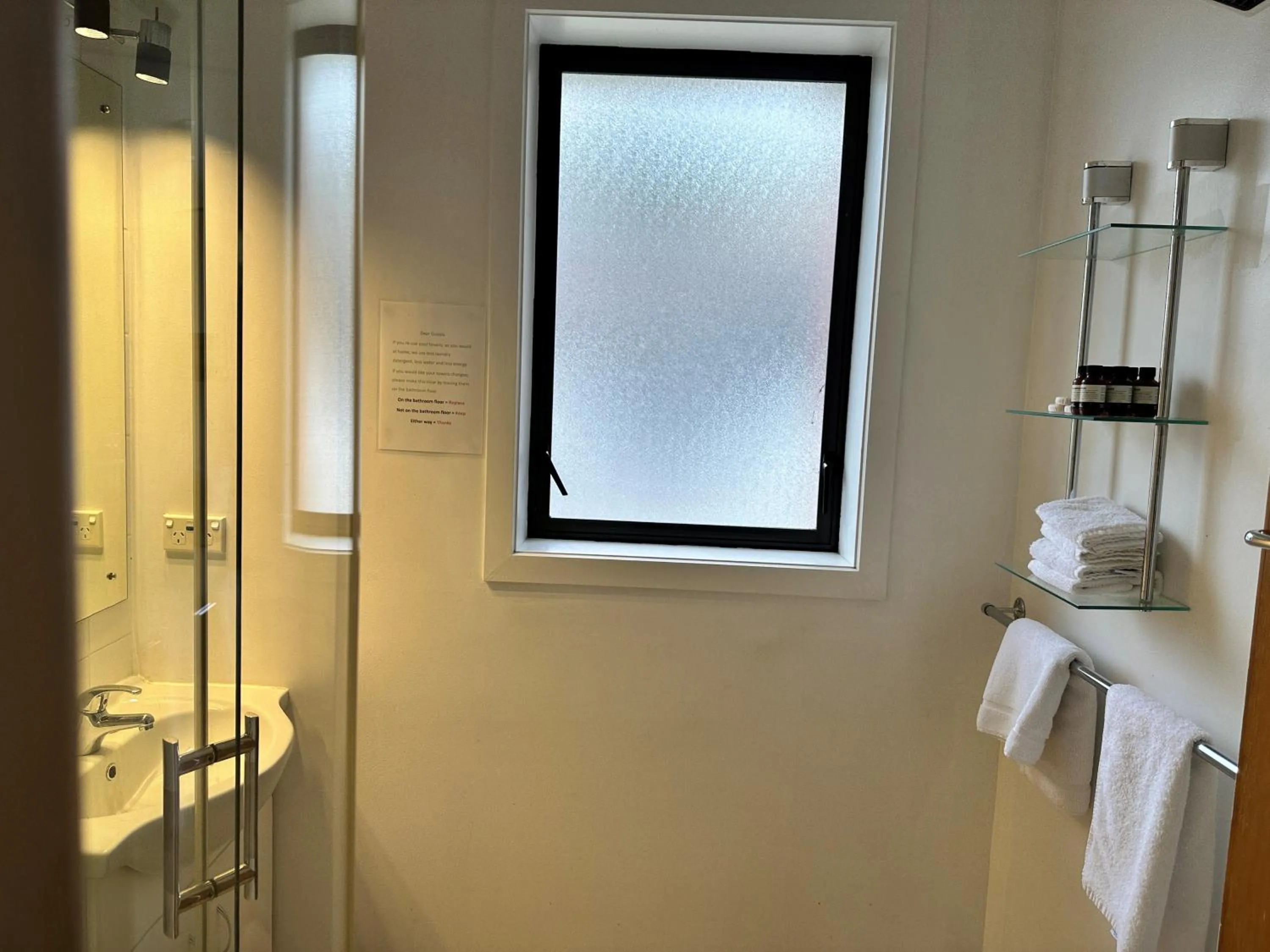 Bathroom in Owens Motel