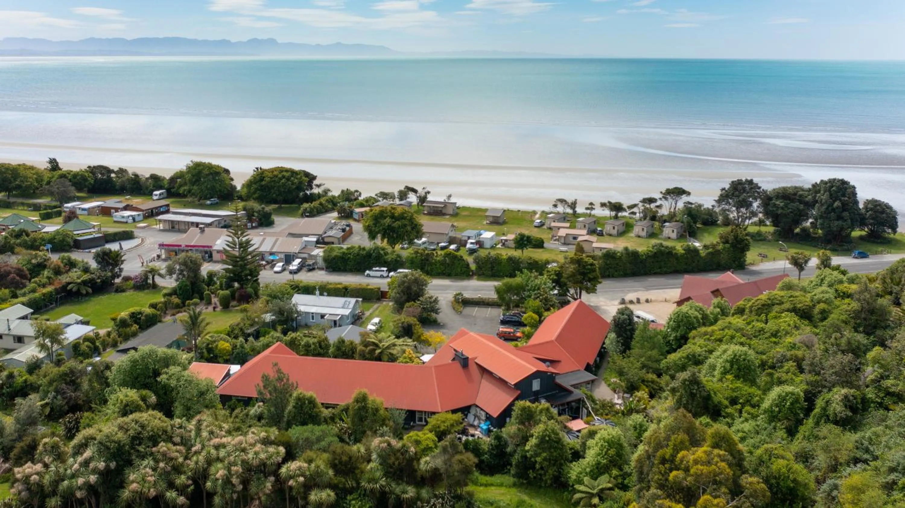 Beach in Ratanui Lodge