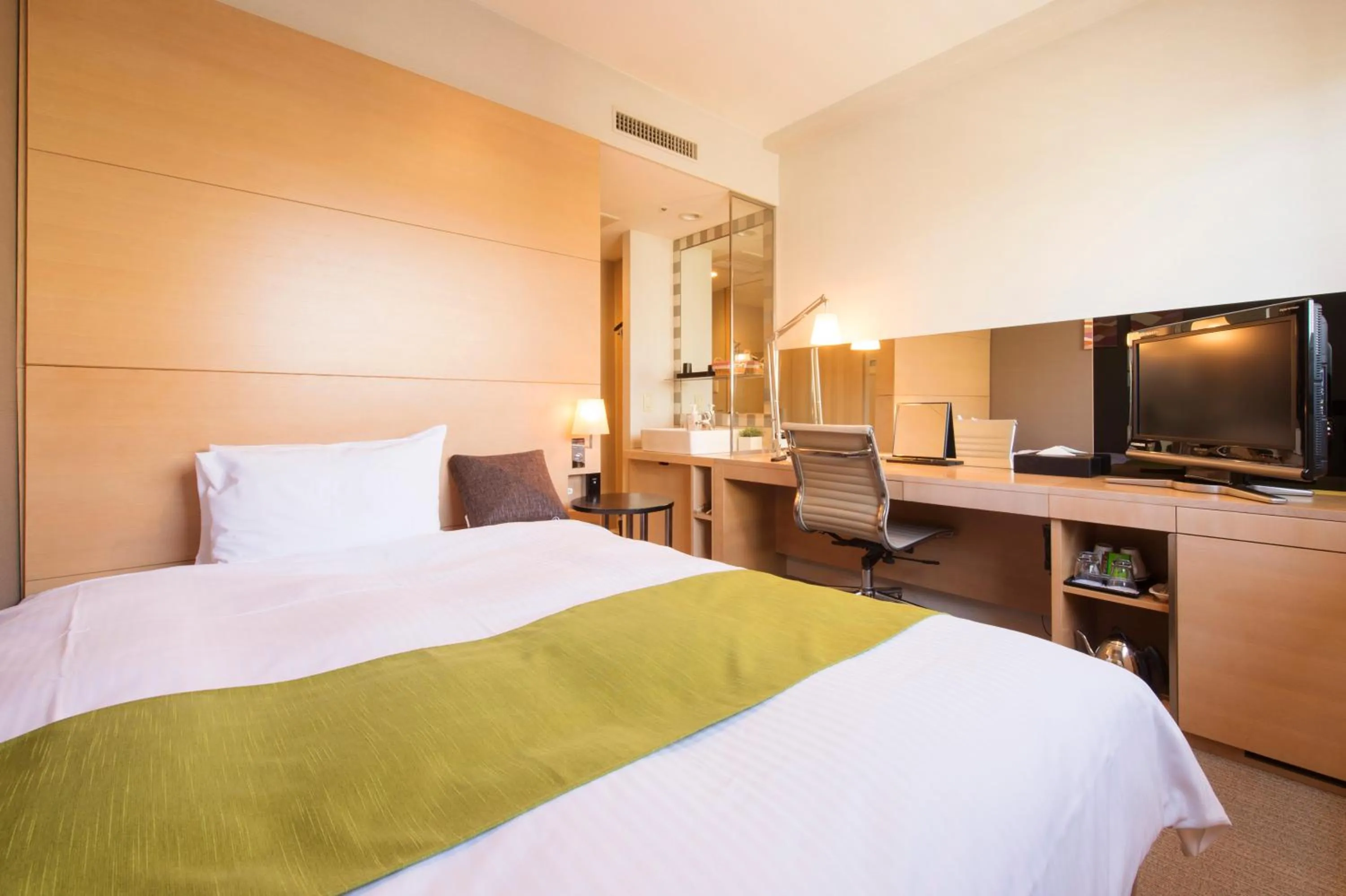 Bed in K's Street Hotel Miyazaki