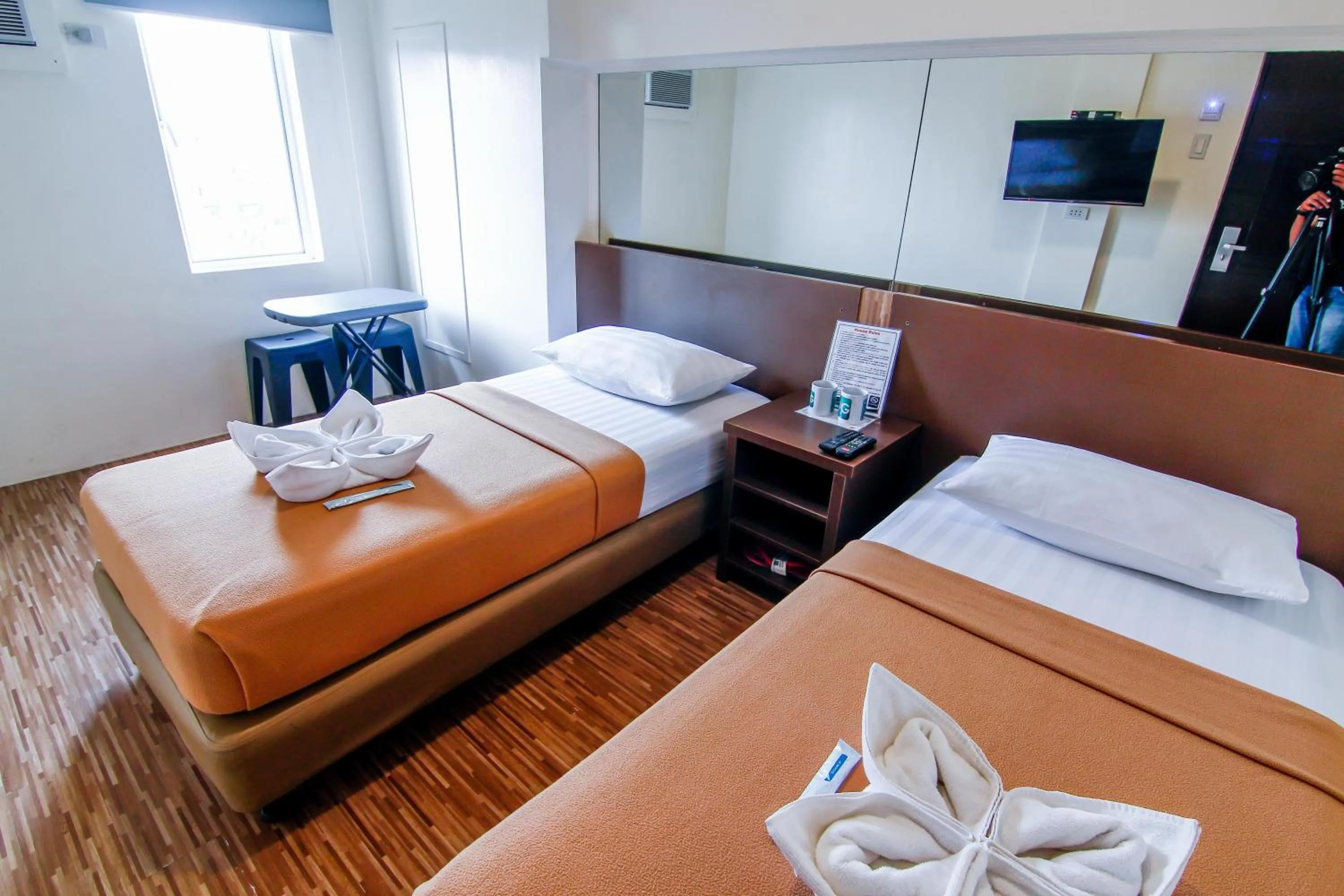 Bed in DG Budget Hotel Salem