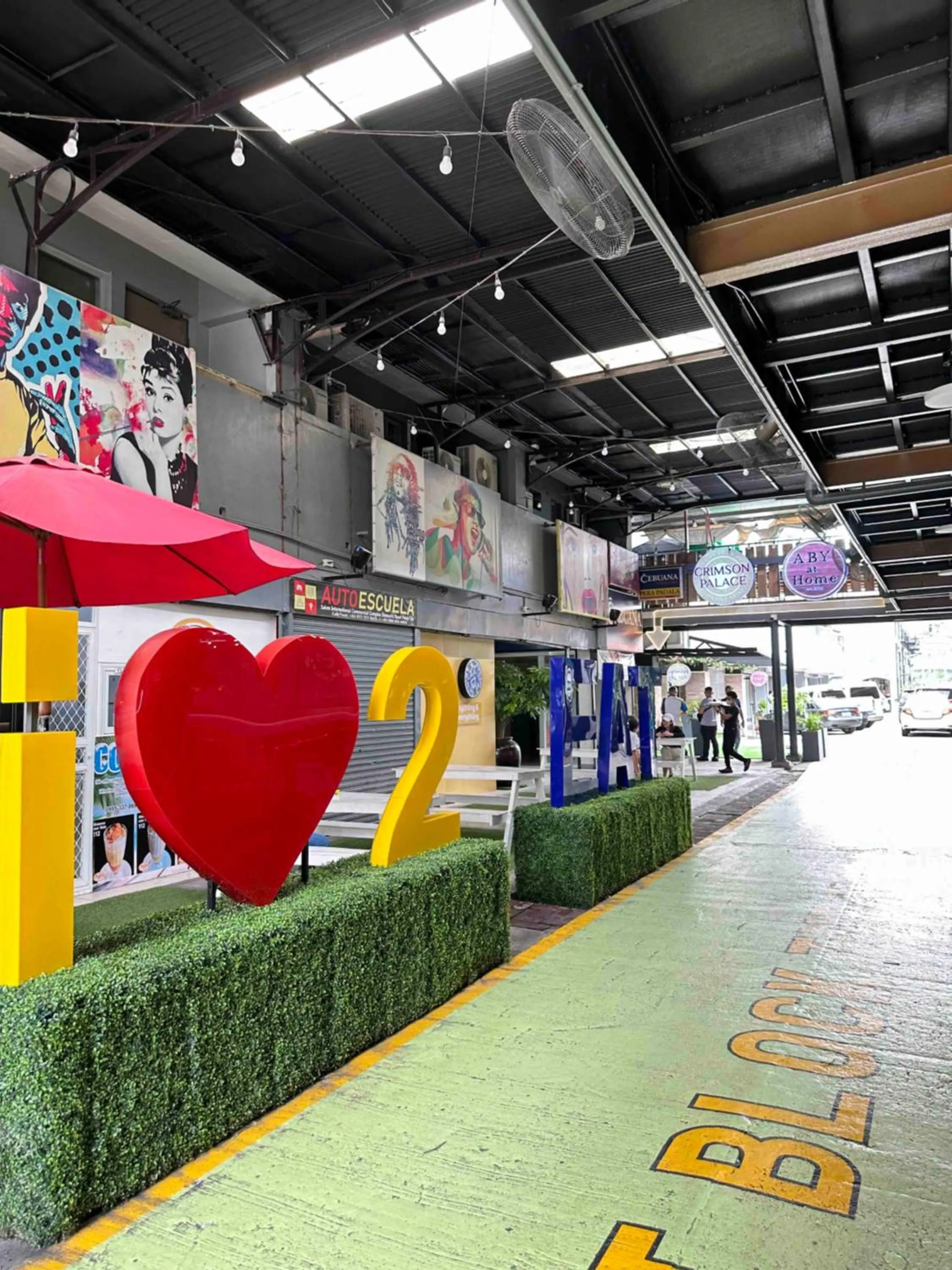 Restaurant/places to eat in DG Budget Hotel Salem