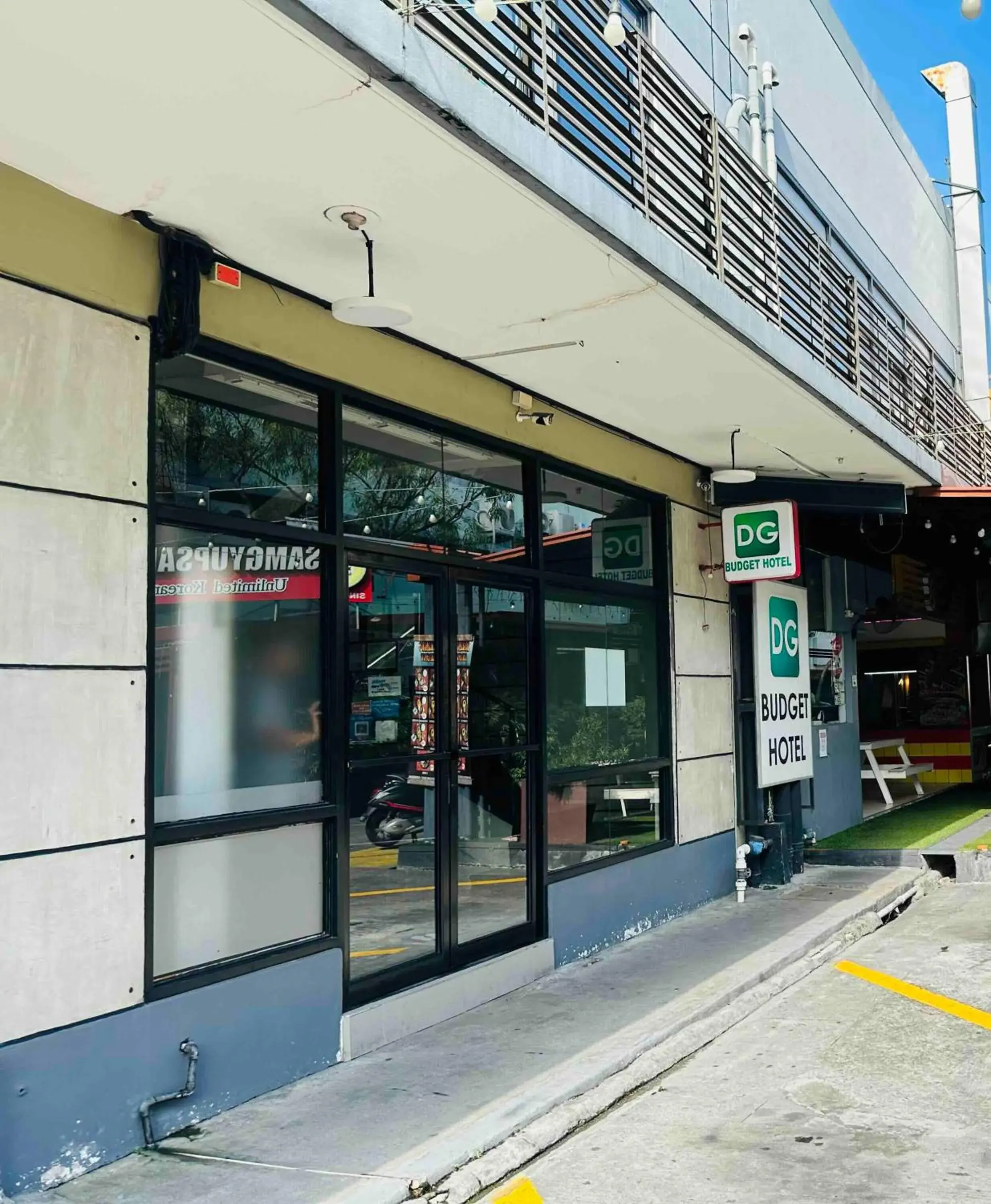 Property building in DG Budget Hotel Salem Property building in DG Budget Hotel Salem