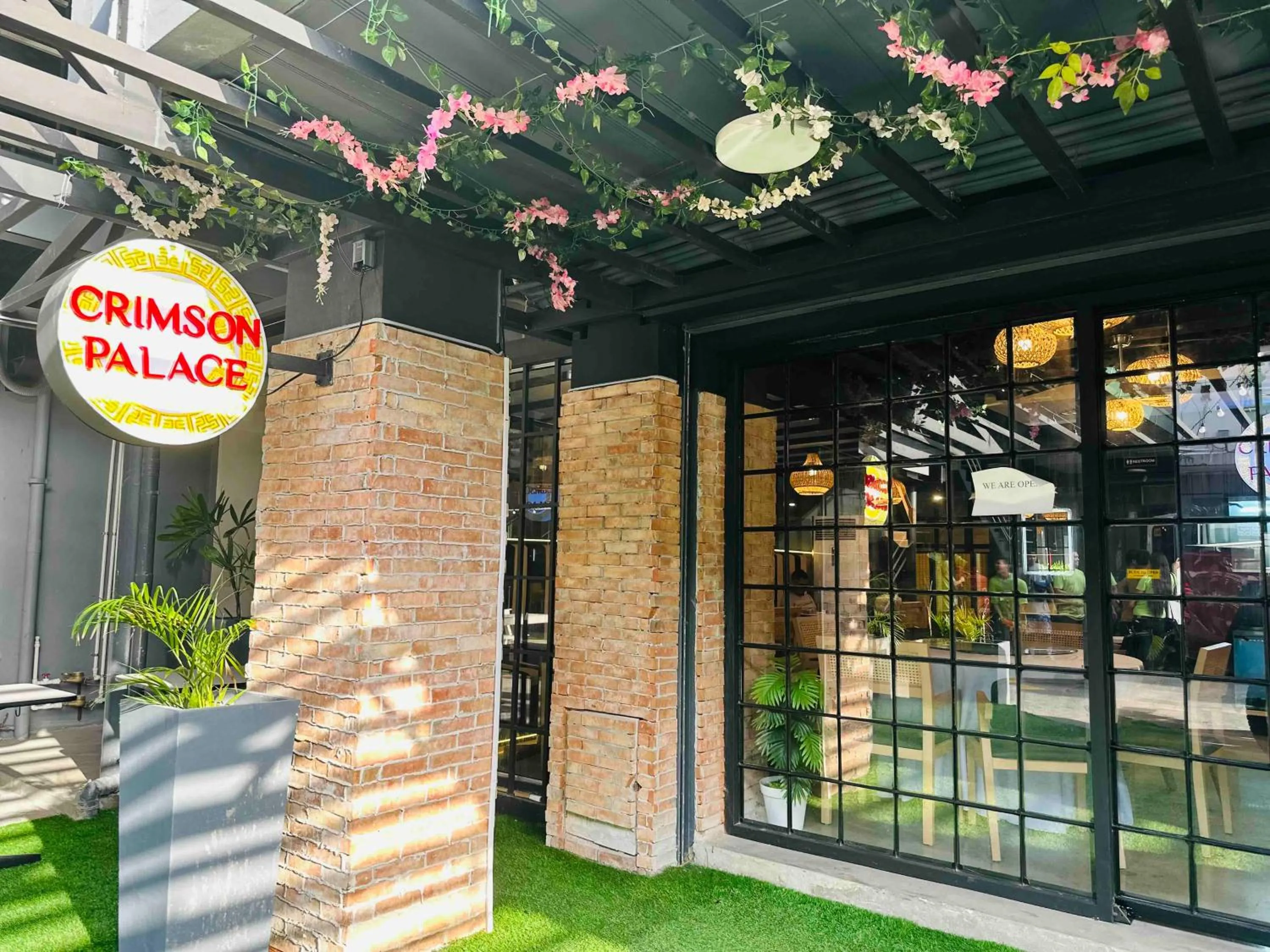 Restaurant/places to eat in DG Budget Hotel Salem