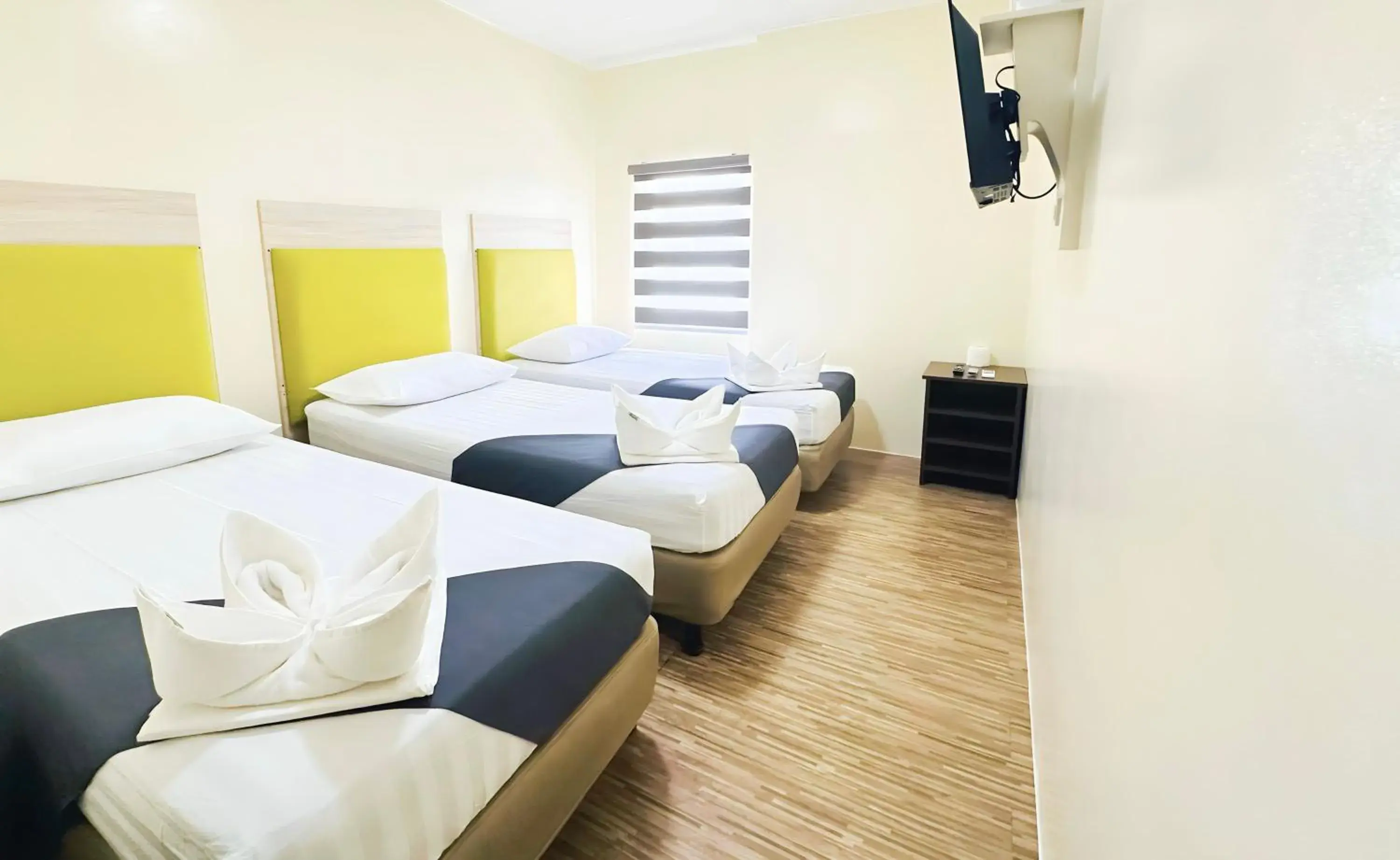 Bed in DG Budget Hotel Salem Bed in DG Budget Hotel Salem