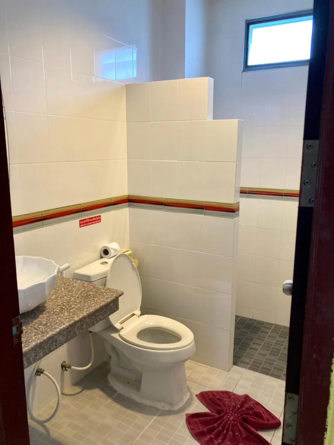 Lanta Just Come Hotel