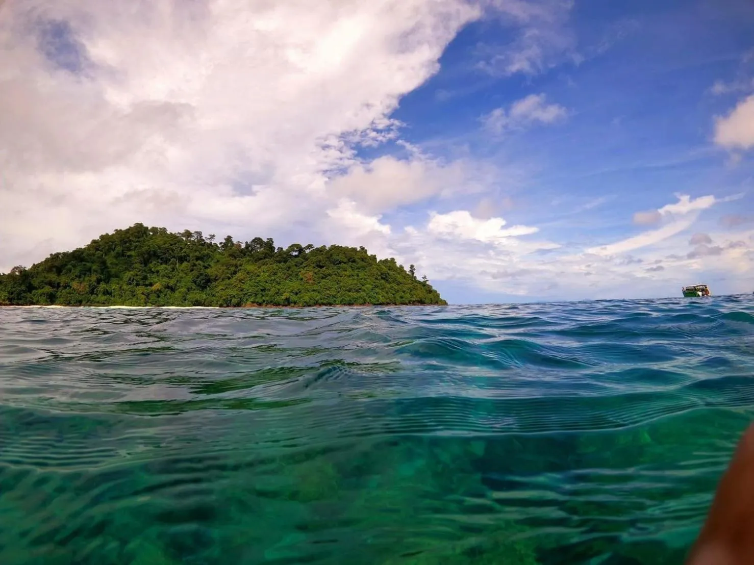 Lanta Just Come Hotel