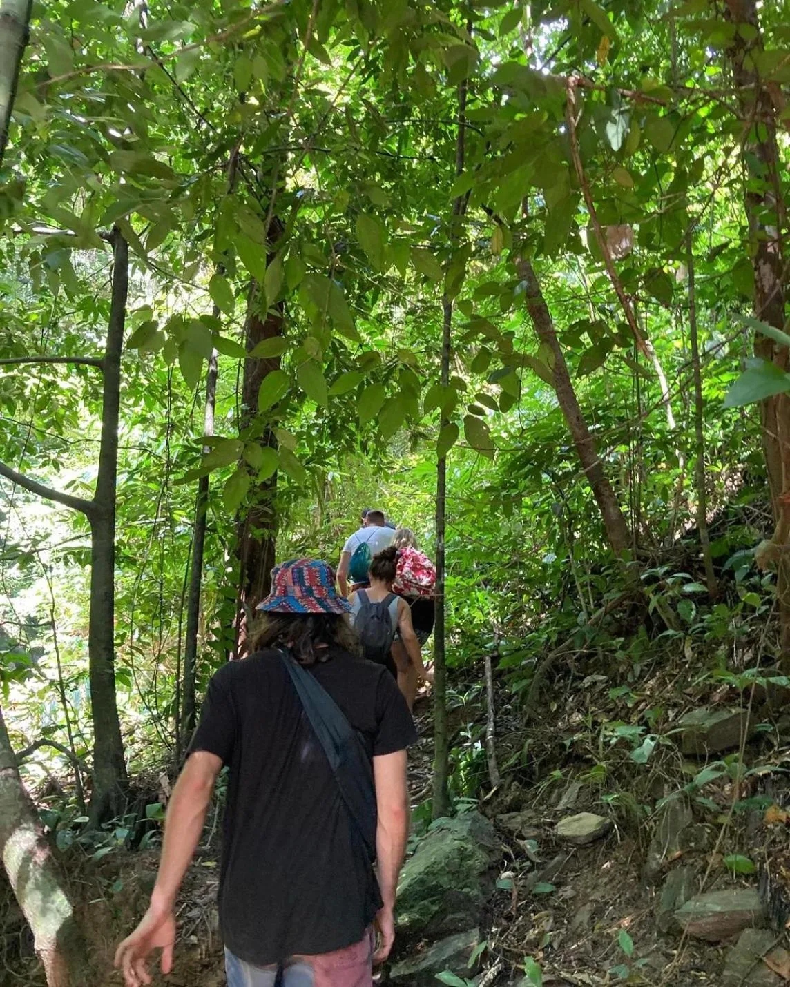 Hiking in Lanta Just Come Hotel