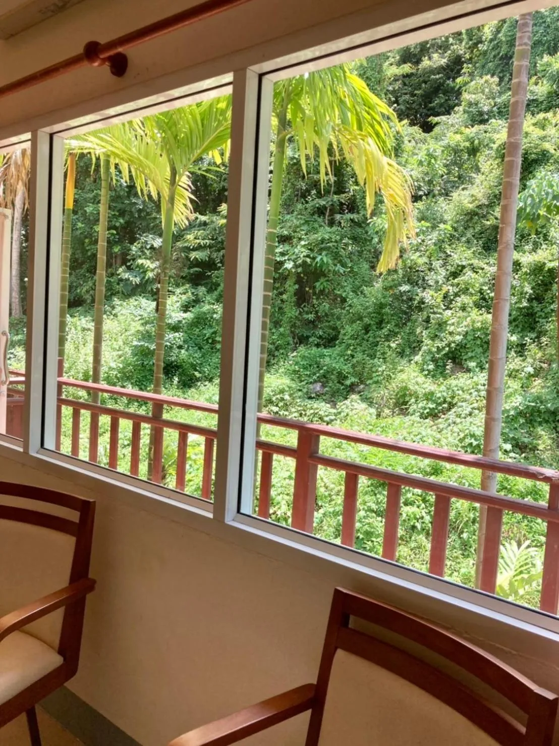 Lanta Just Come Hotel