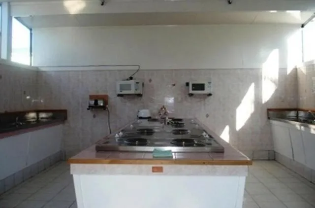 Day in Auckland Northshore Motels & Holiday Park