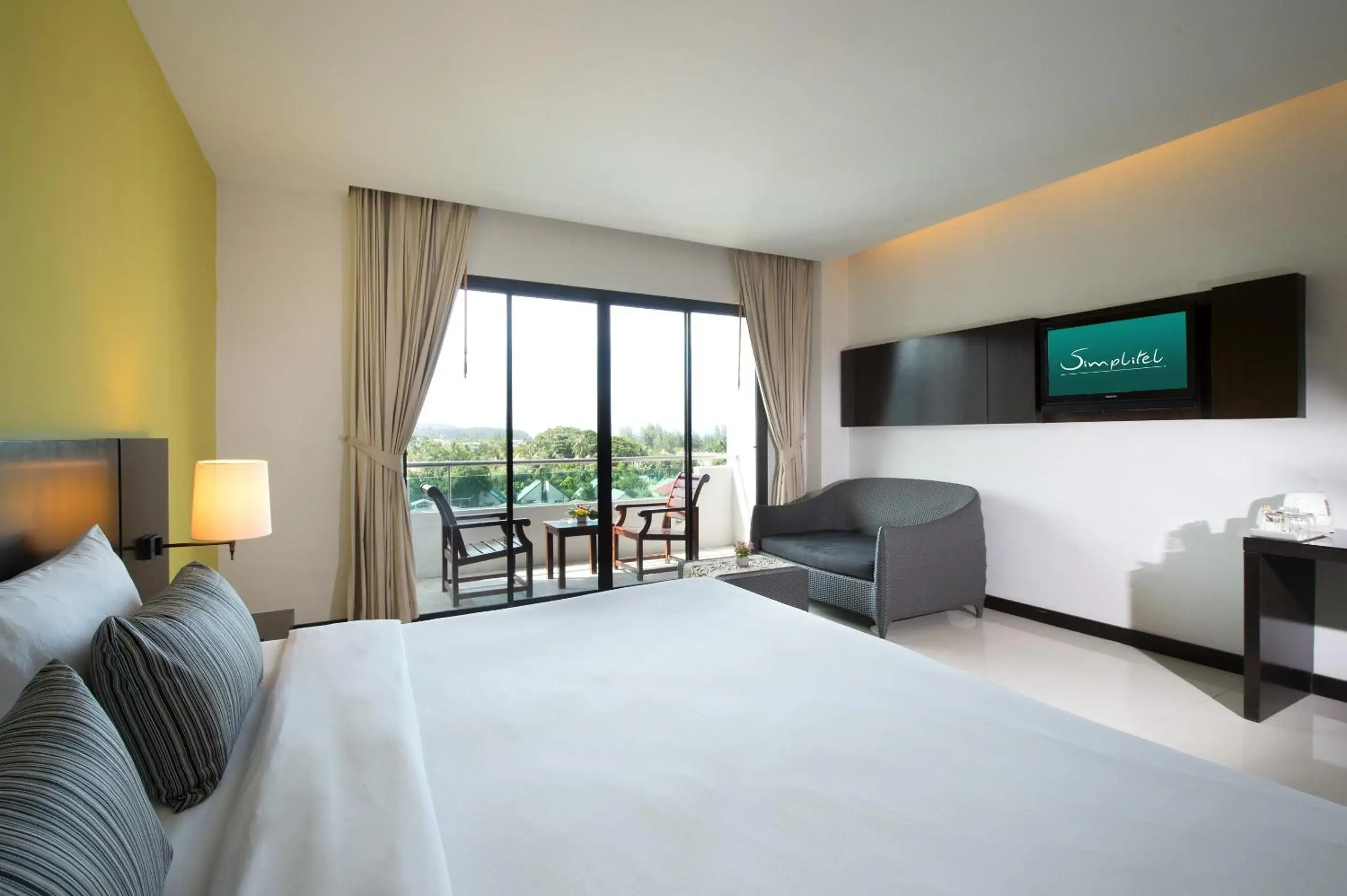 Photo of the whole room, Bed in Simplitel Photo of the whole room, Bed in Simplitel