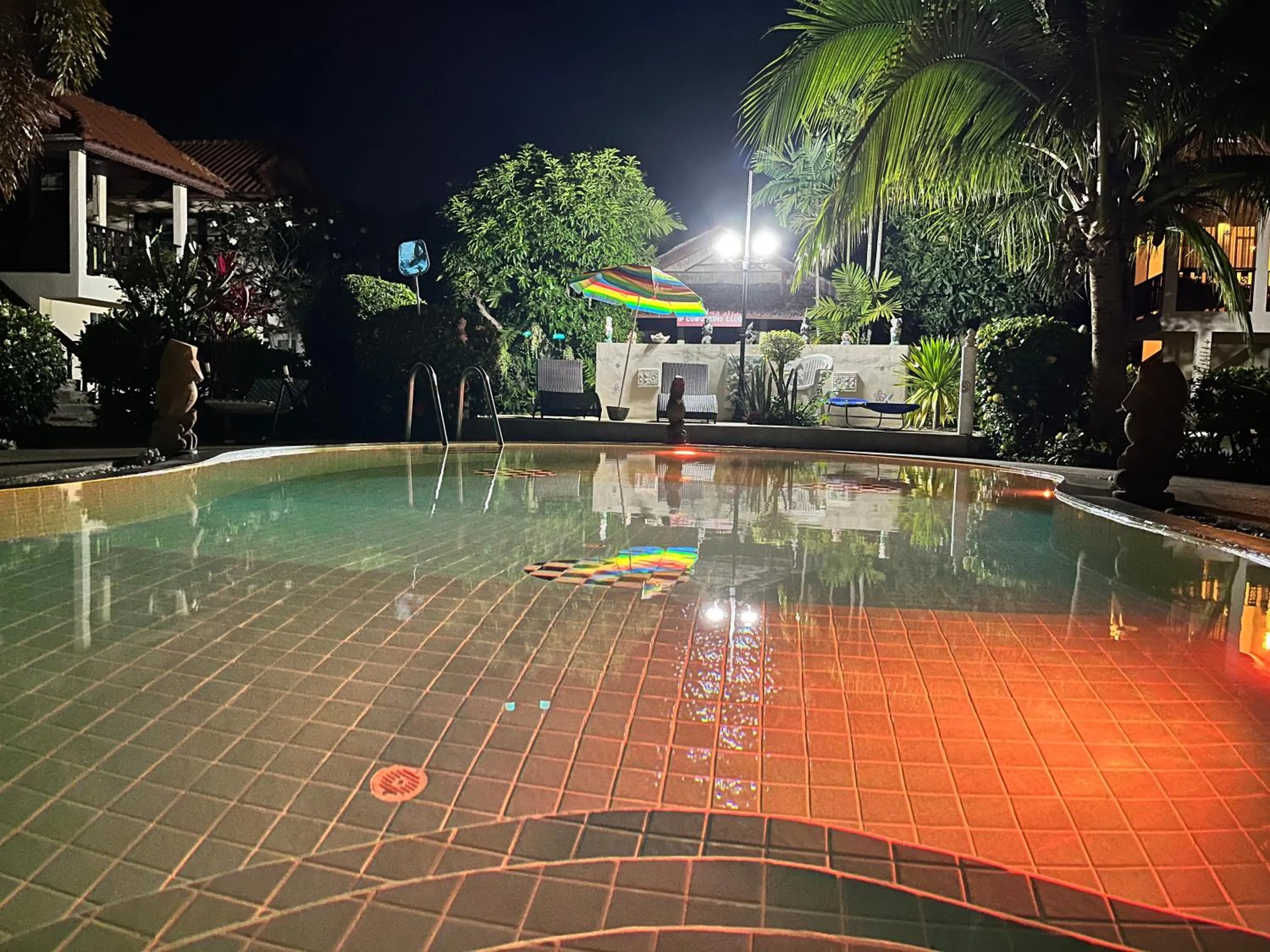 Night in Amy Village Apartments & Digital Hub