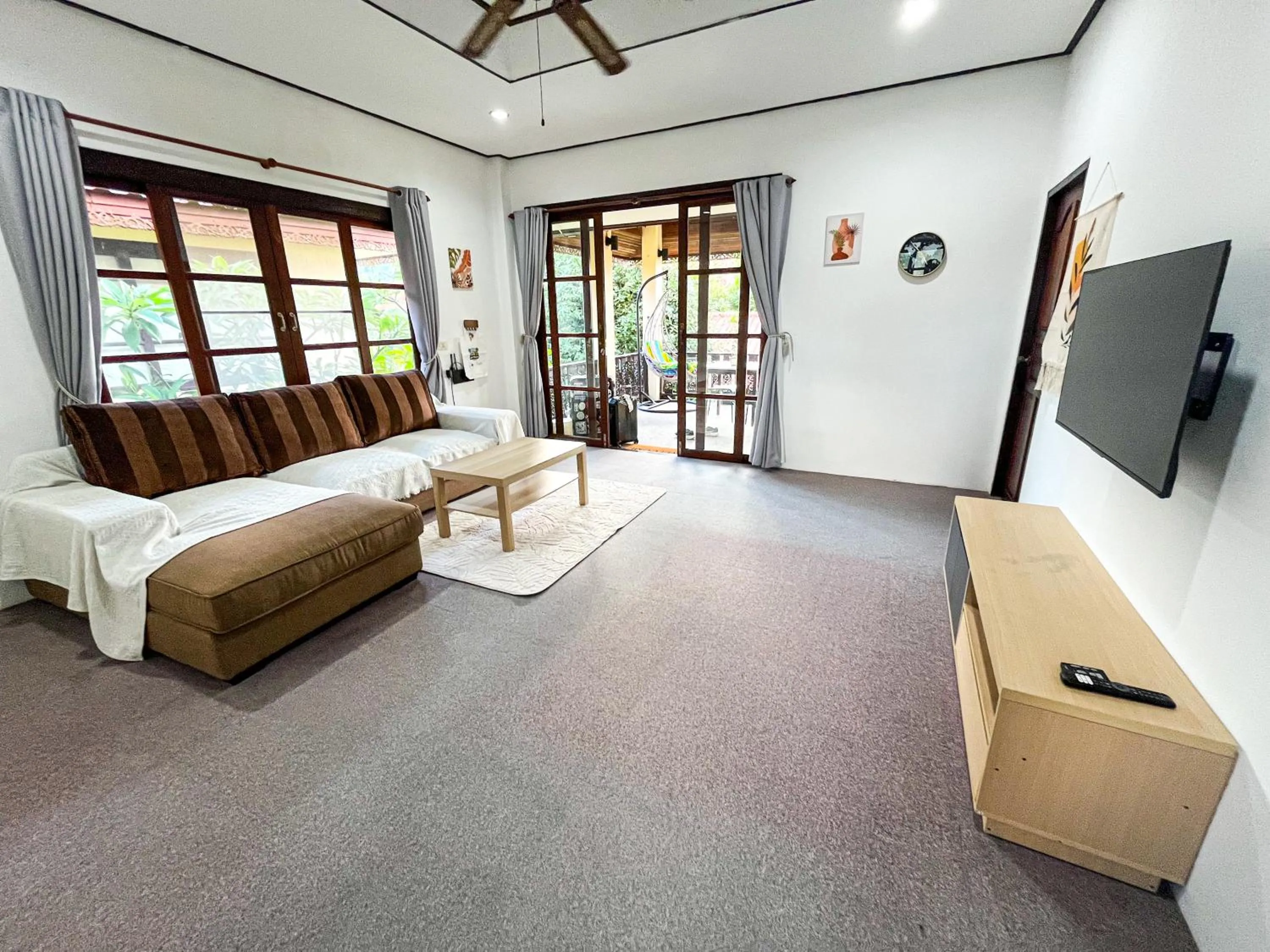 TV and multimedia, Bed in Amy Village Apartments & Digital Hub