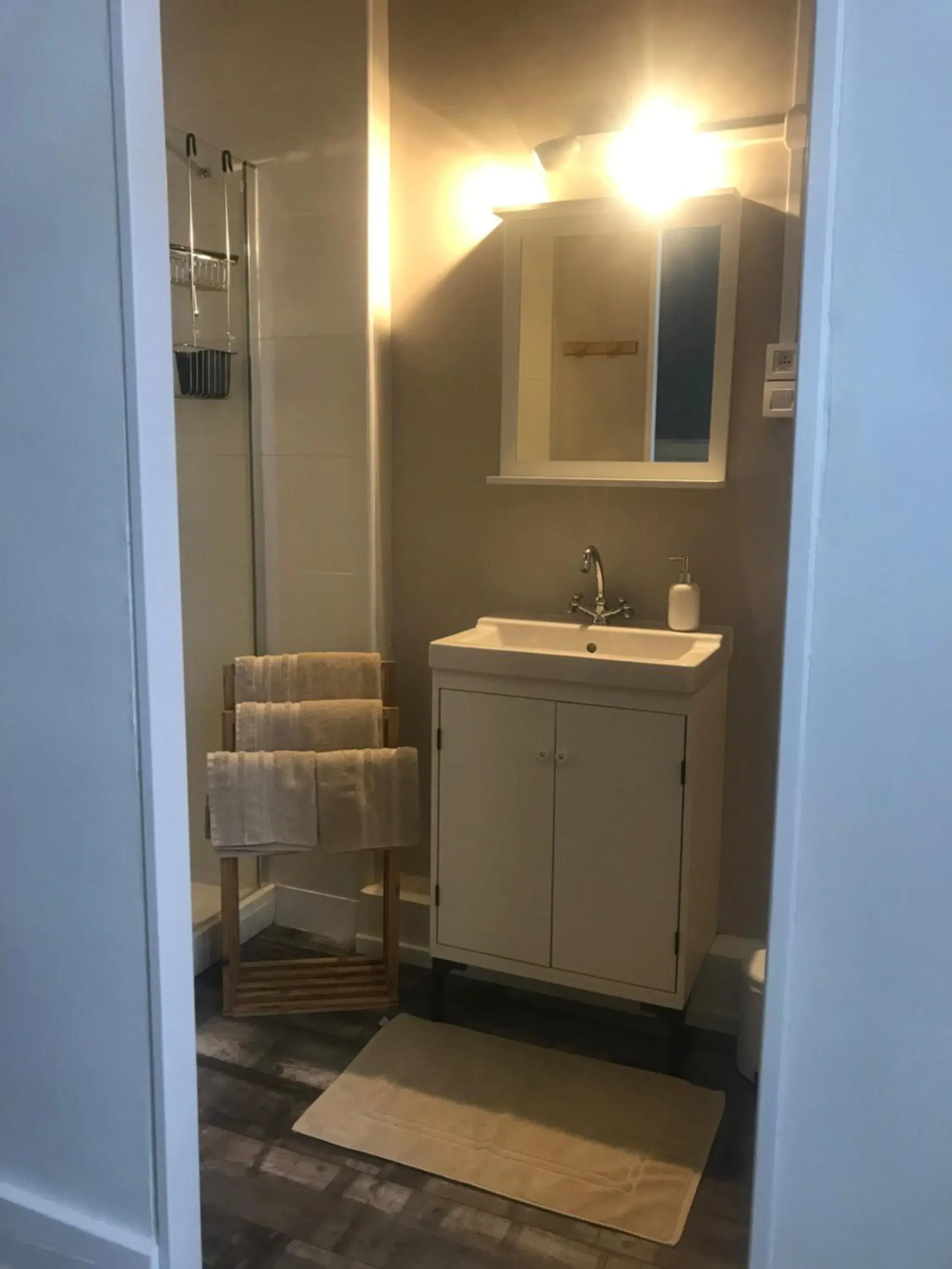 King Room with Garden View in Maison des Ingénieurs King Room with Garden View in Maison des Ingénieurs