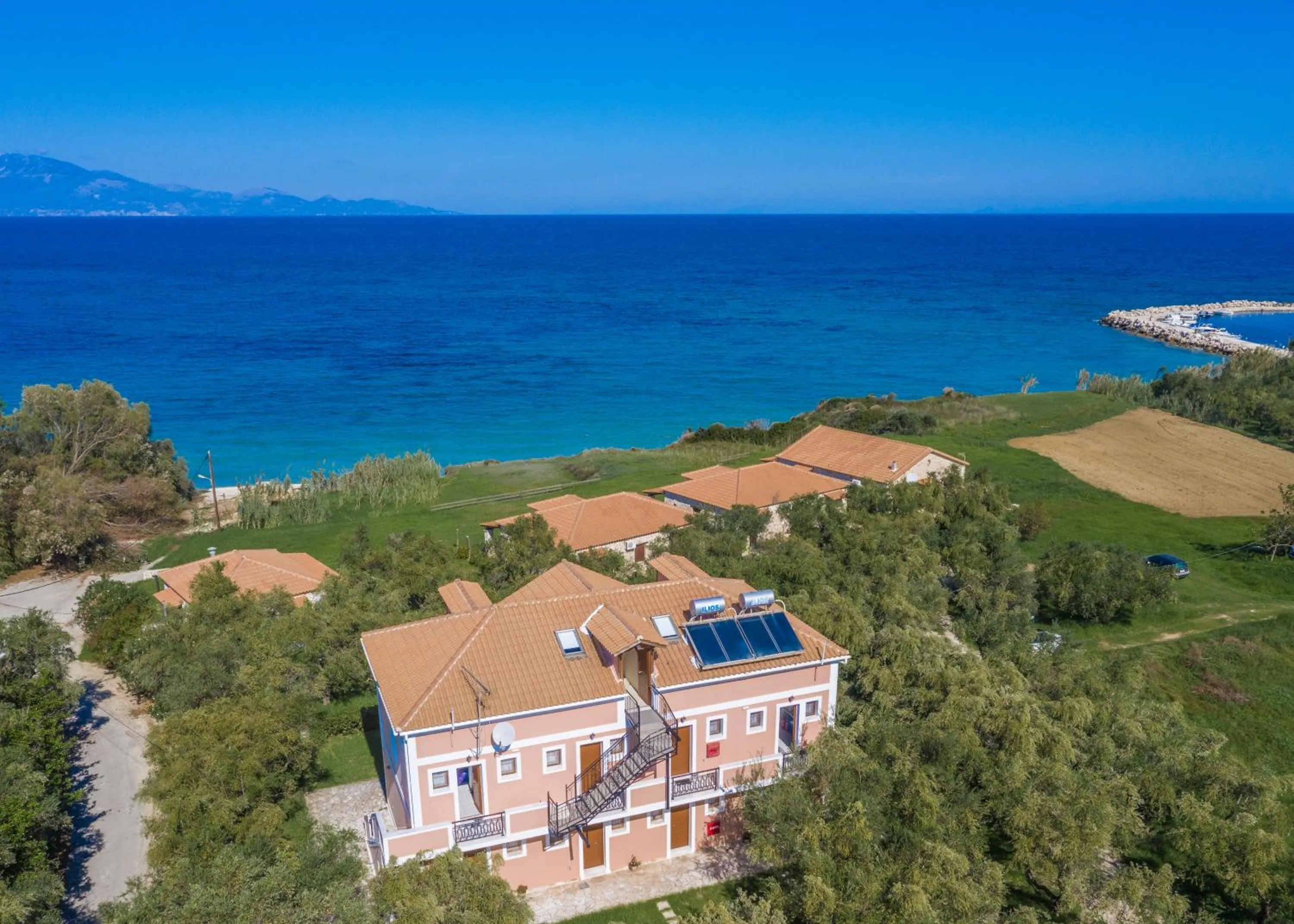 Bird's eye view in Kavos Psarou Studios & Apartments