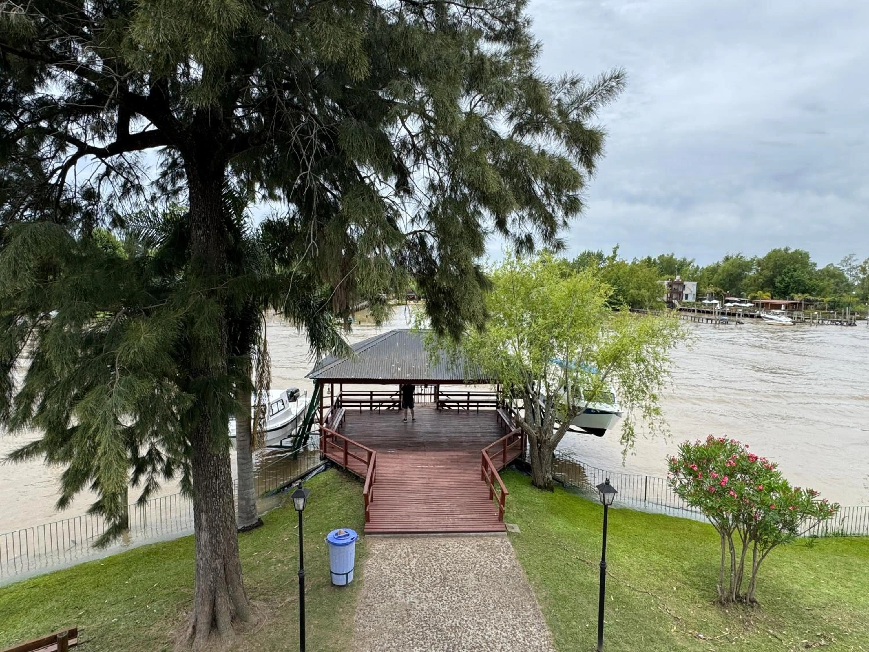Facade/entrance in Aires Del Delta