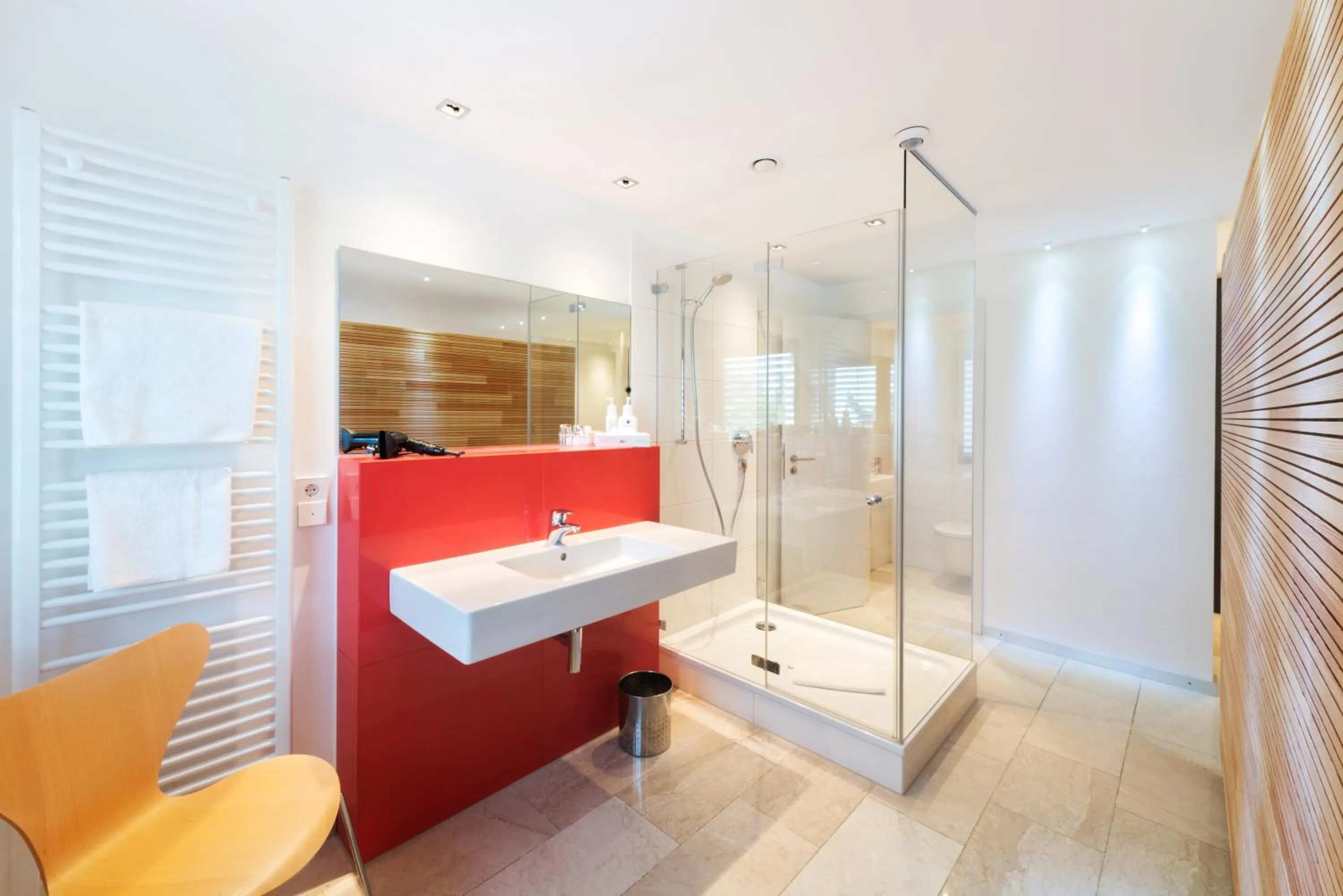 Shower in Hotel Rommel