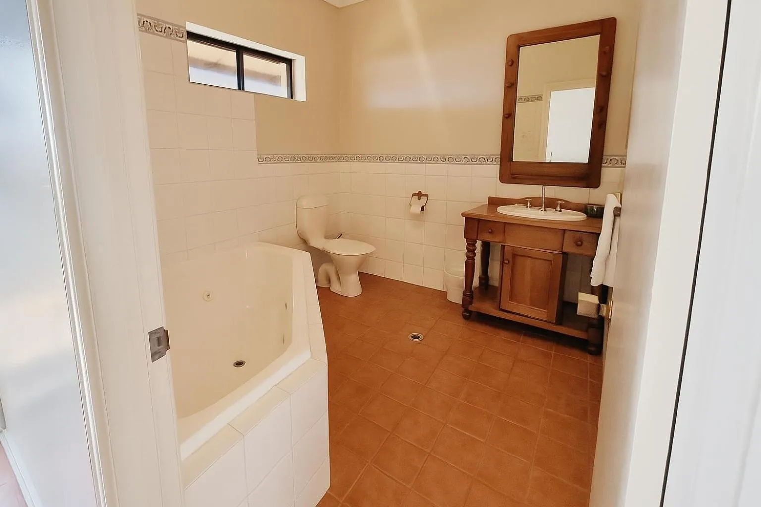 Bathroom in Margaret River Motel